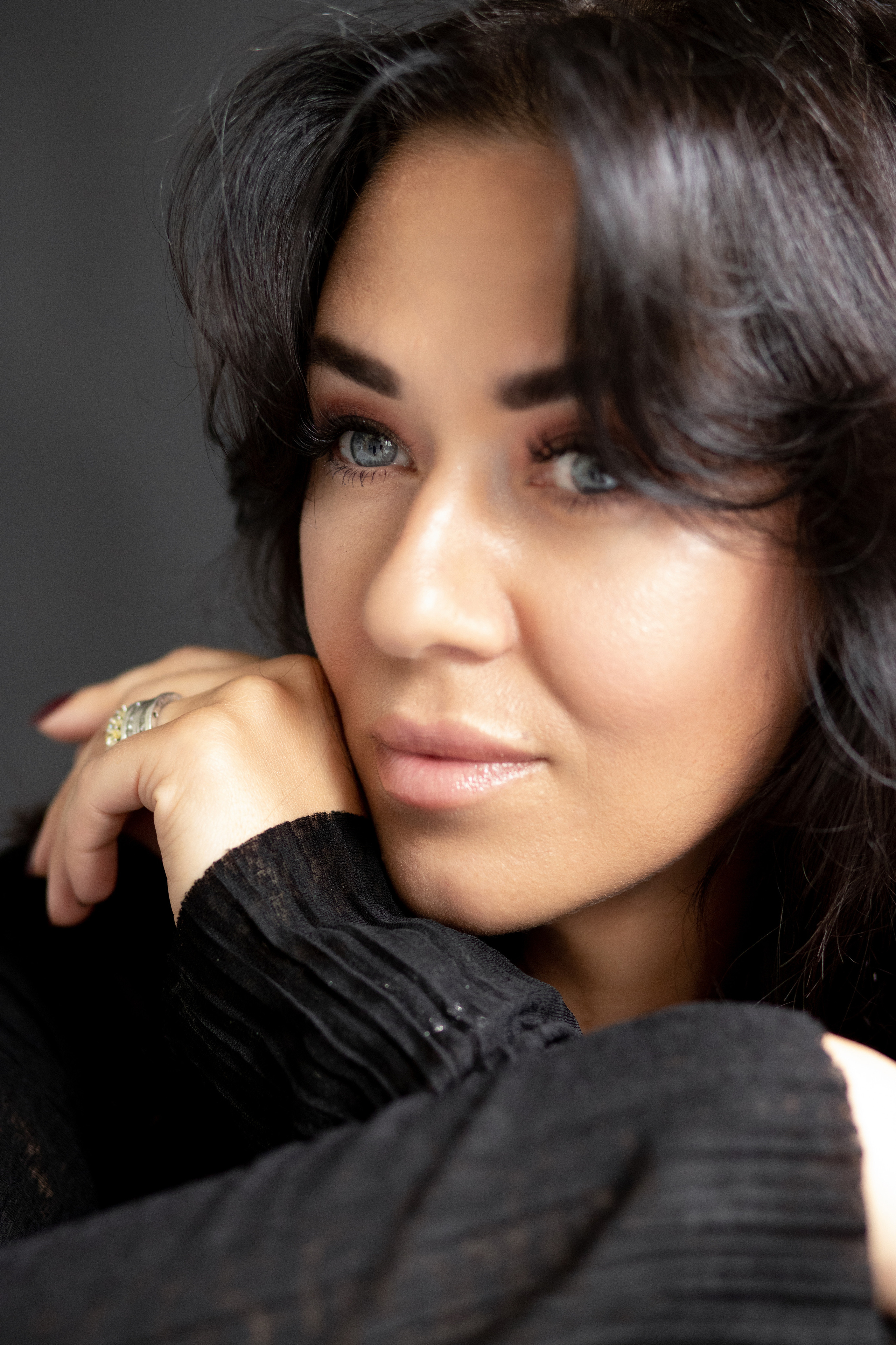 1. Выпускные альбомы, индивидуальные фотосессии в Костроме