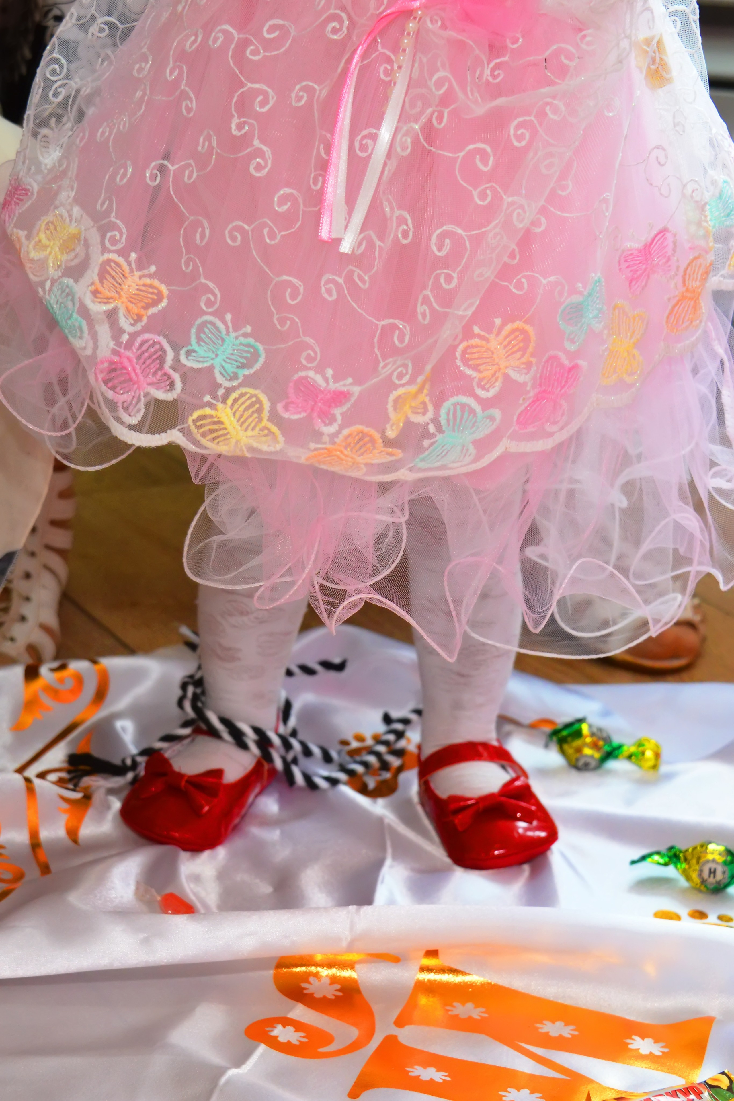 Дети-5 (Адель-1годик). Фотосъёмка. Фотограф Сергей Авдеев-семейный и детский фотограф в Алматы