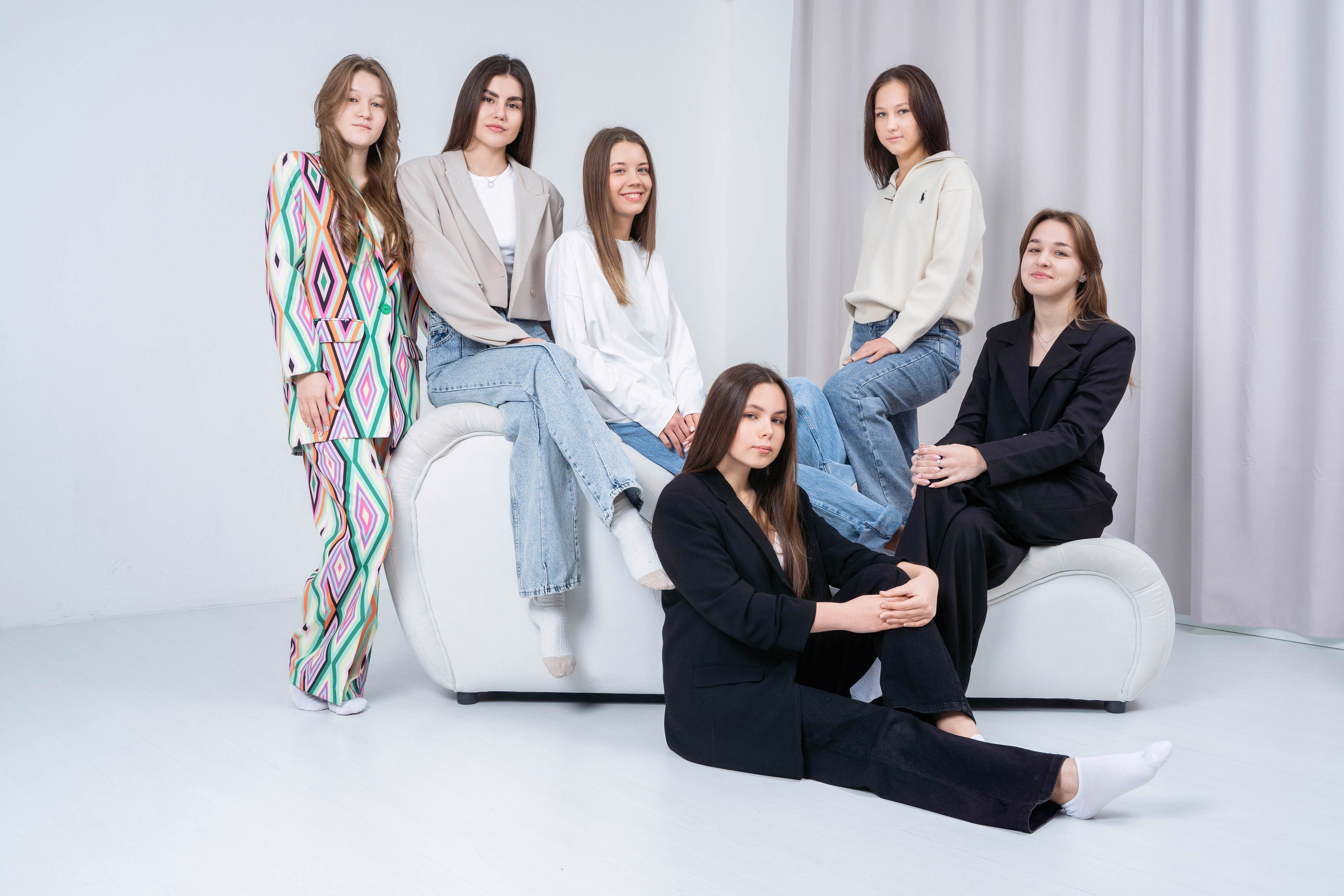 Новинка! Стиль Пиксели 2. Выпускные альбомы Нижнекамск Набережные Челны Фотостудия Небо