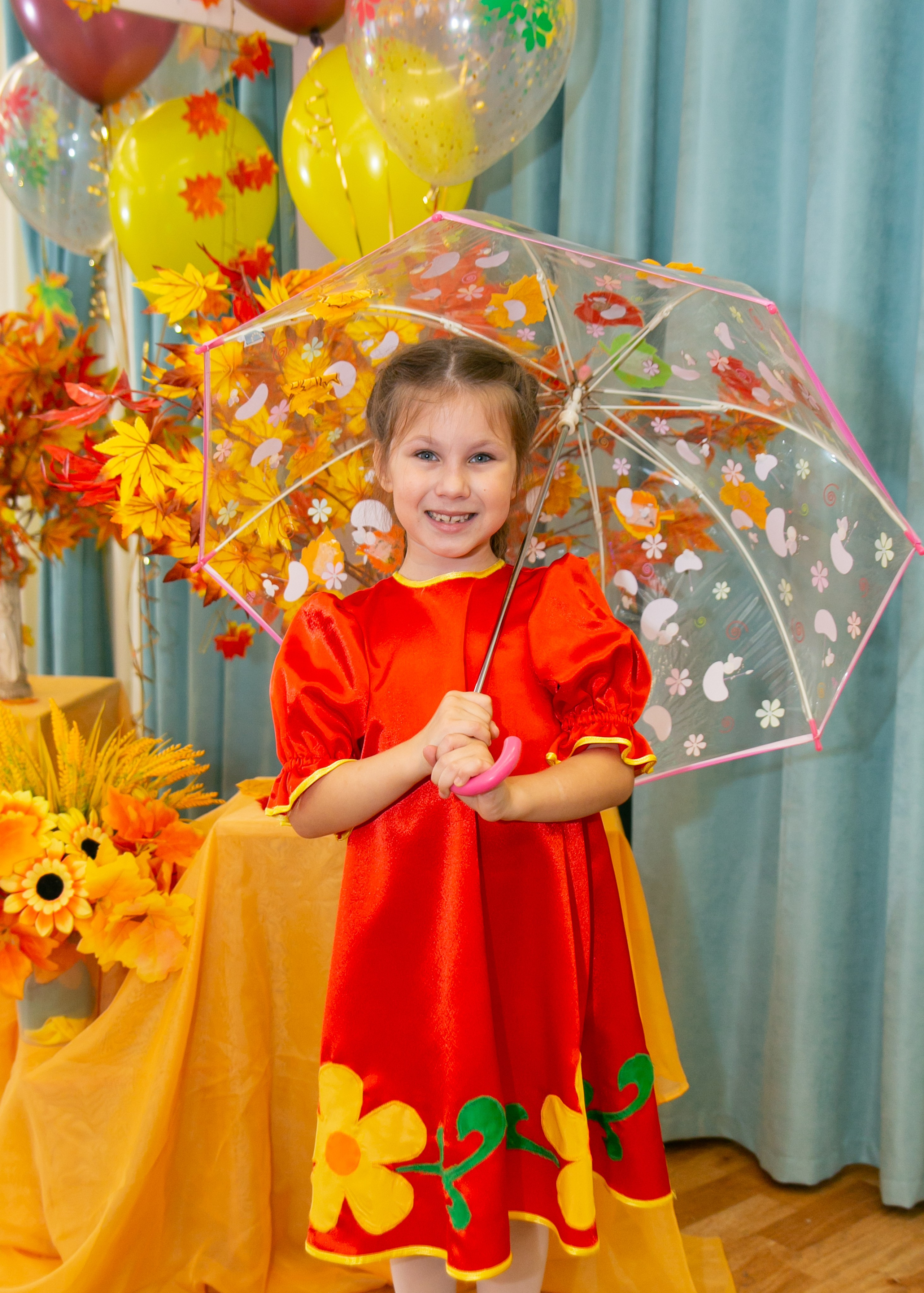 Выпускные и Утренники. Фотограф новорожденных и семейный фотограф НСО г. Бердск Марина Львова