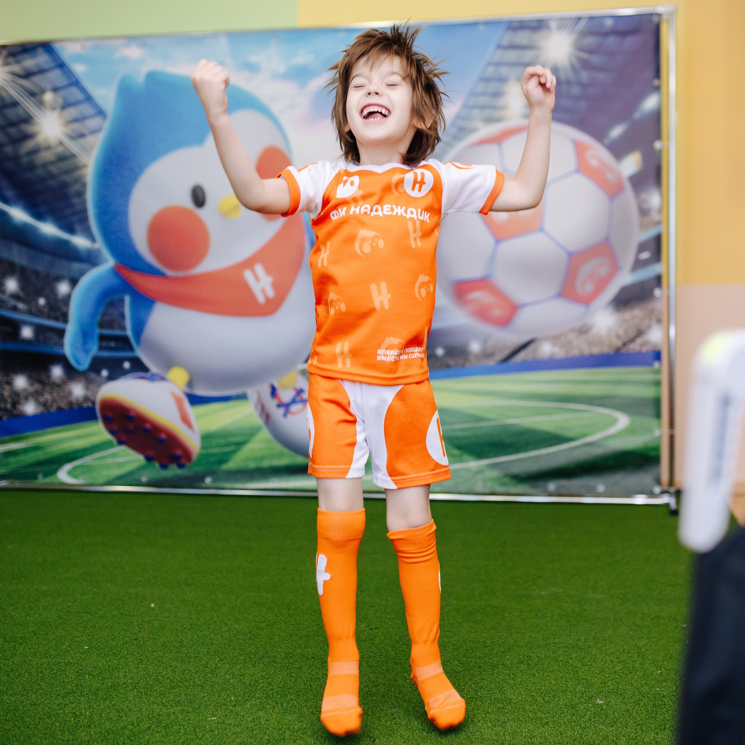 Фотосессия с кубком в детских садах г. Магнитогорска. Денис Прохоров Фотограф в г. Магнитогорск