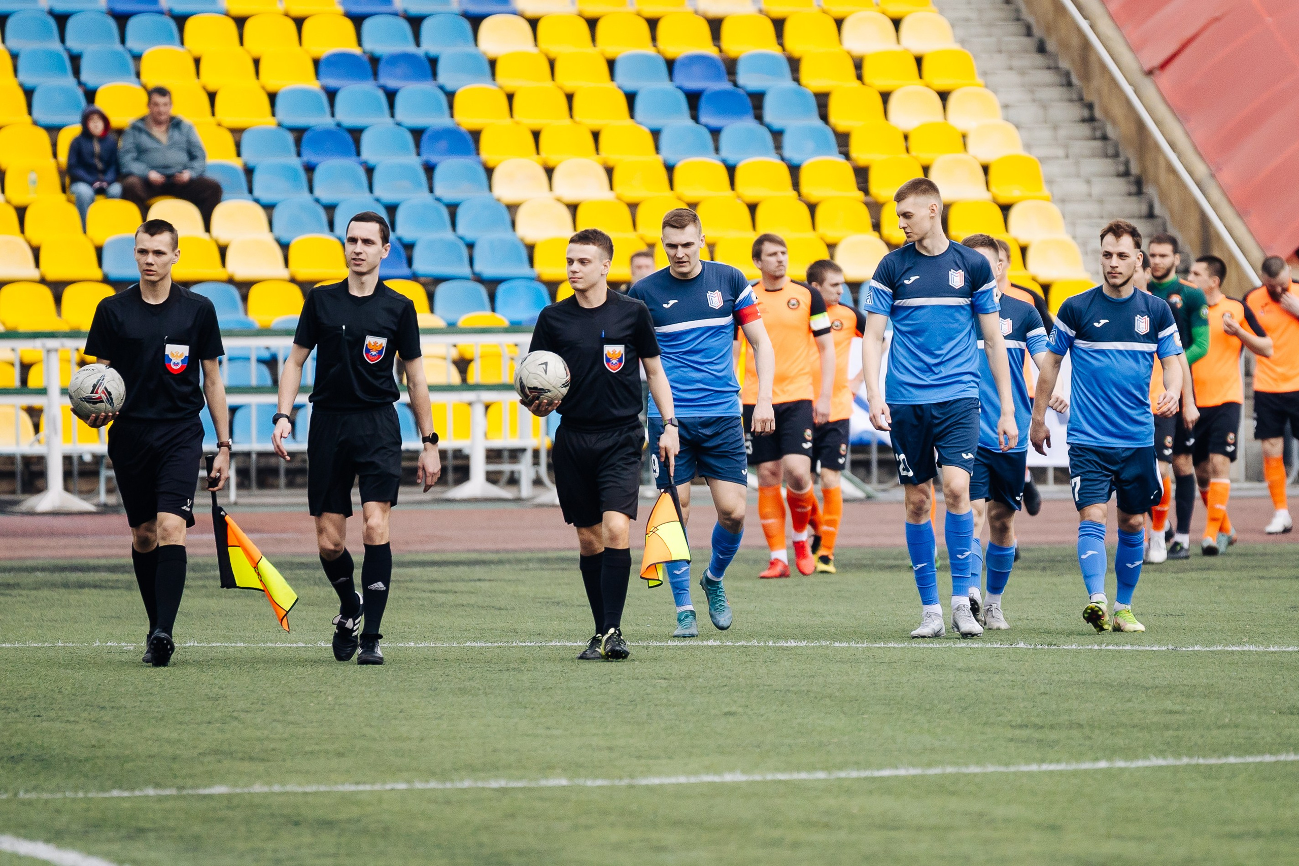 ФК Металлург — ФК Шахтер // 06.04.24. Денис Прохоров Фотограф в г. Магнитогорск