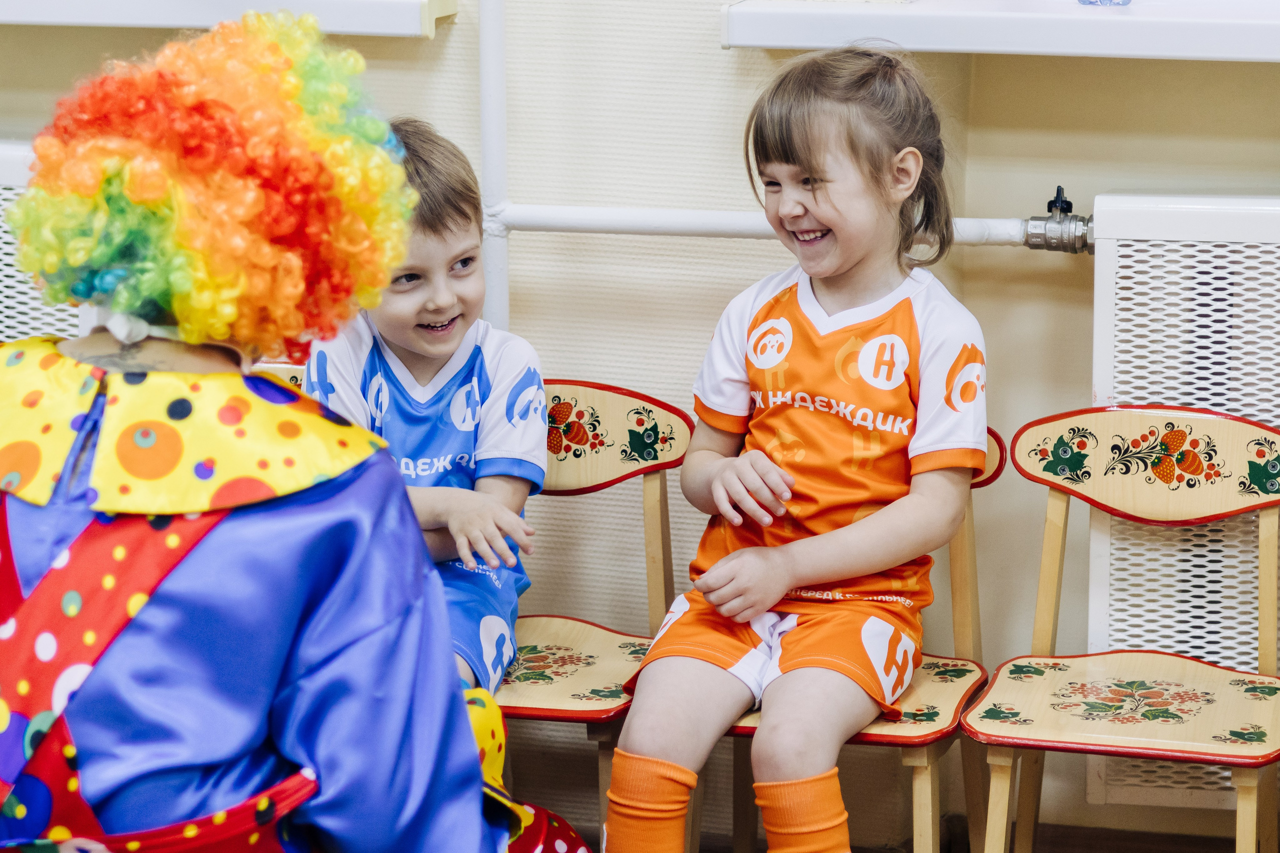 Фотосессия с кубком в детских садах г. Магнитогорска. Денис Прохоров Фотограф в г. Магнитогорск