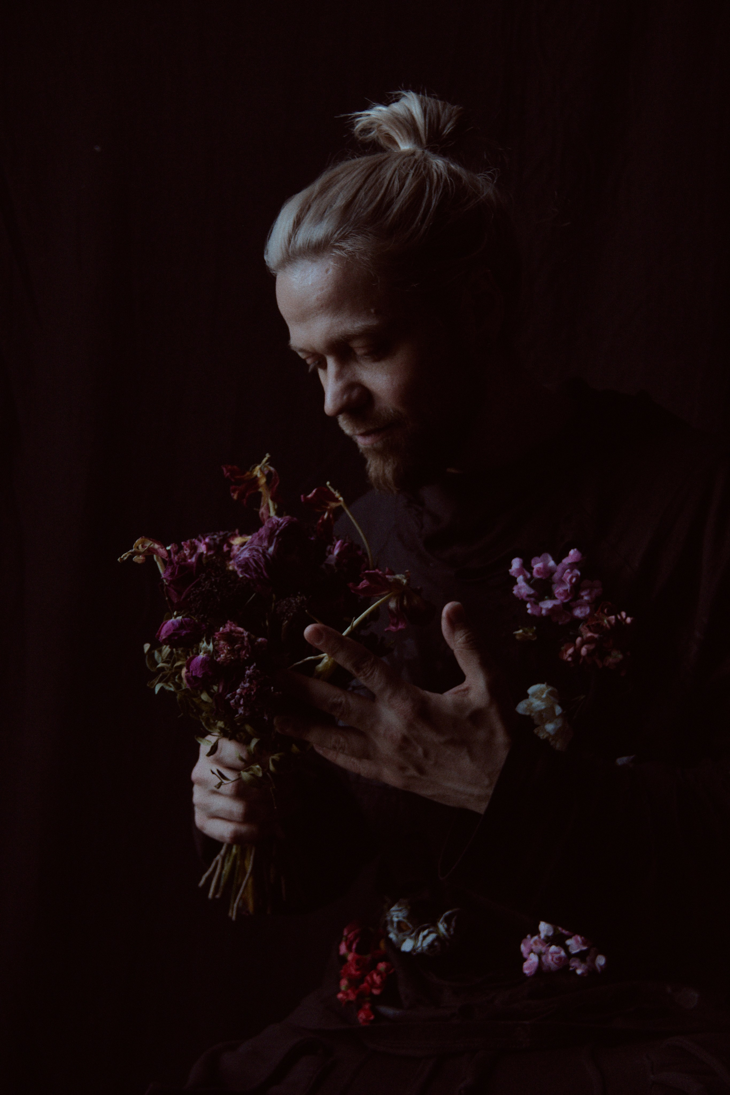 Группа Kohl. Обложка для трека. Фотограф лавстори Москва/МО Приятелева Ангелина