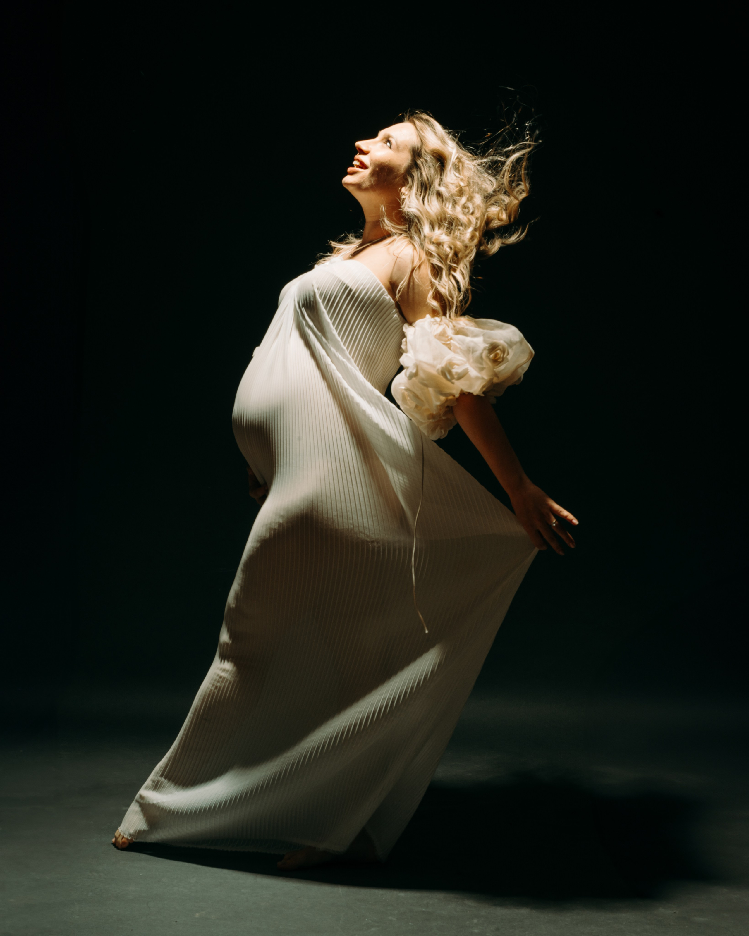 HAPPINESS. Anastasiia Antoniuk portrait, family and couple photographer, Portugal