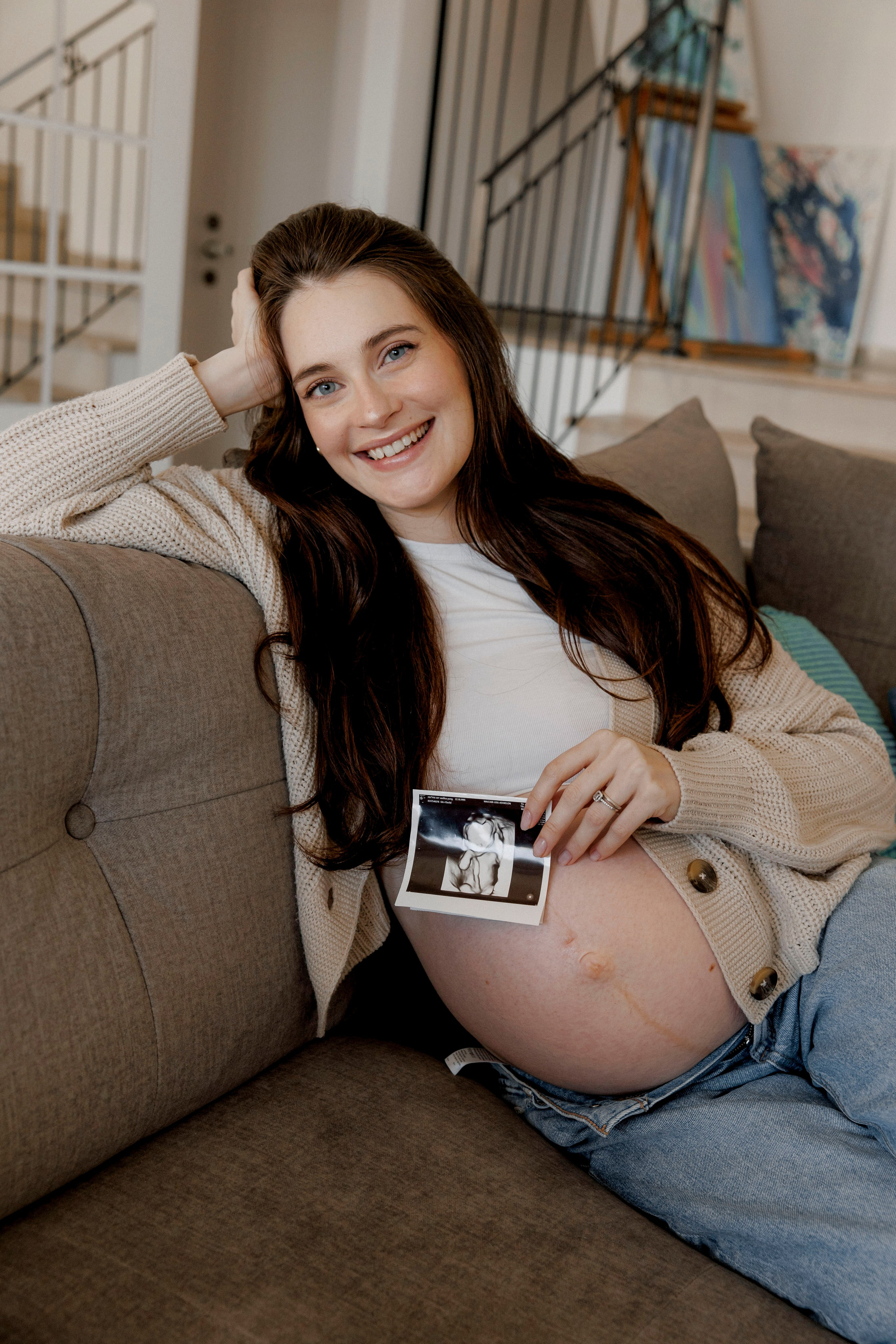 Pregnancy photoshoot (home/park/beach). Главная