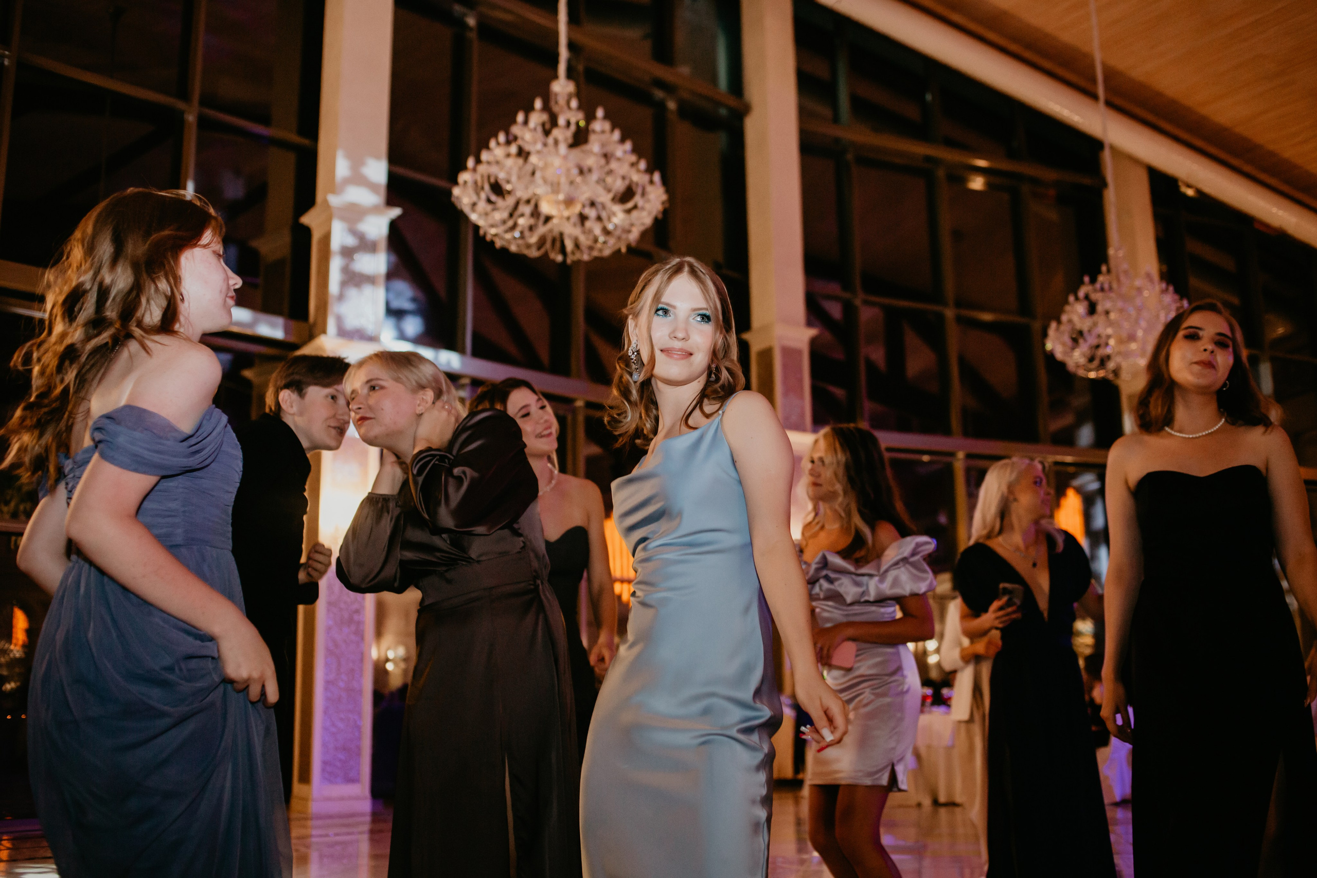 Выпускной. 11 лицей. Фотограф в Челябинске Ополихина Анна