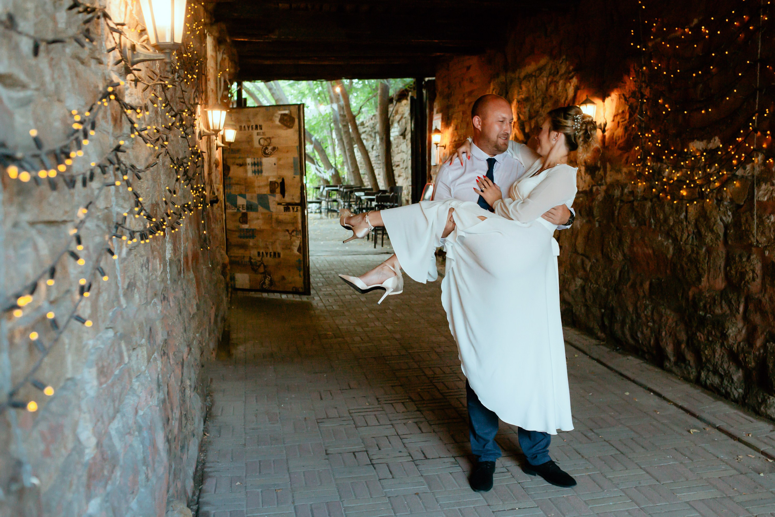 Загс и прогулка. Елена и Виктор. Фотограф в Челябинске Ополихина Анна