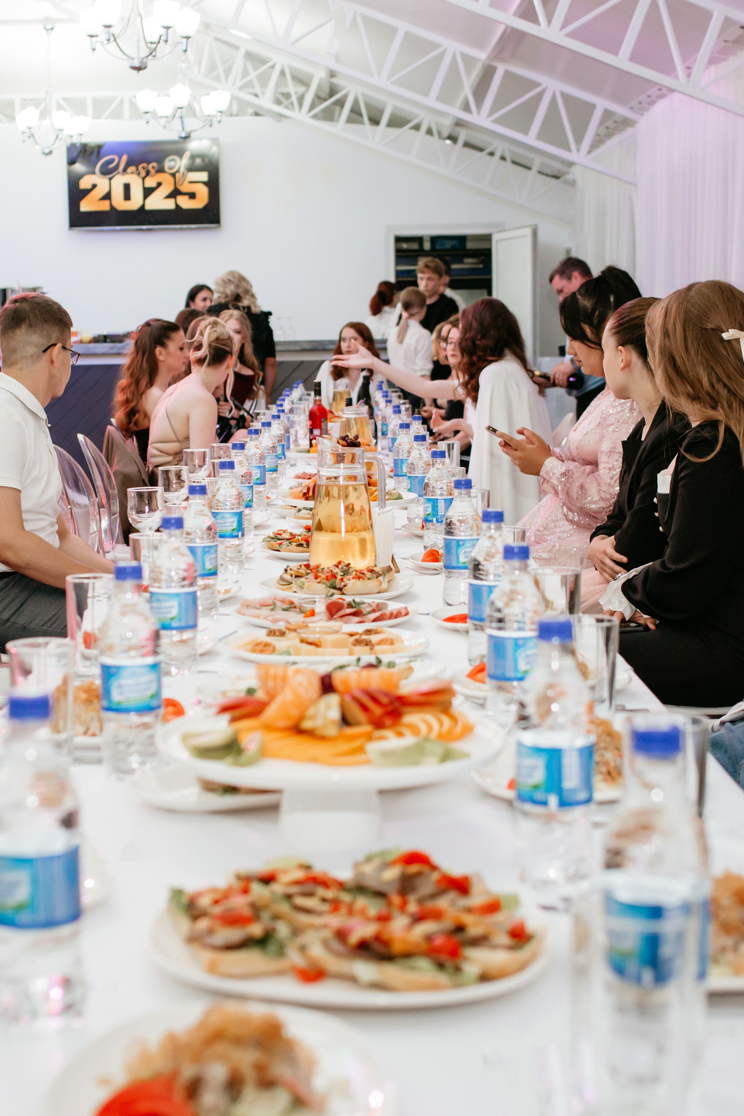 Выпускной 2025 (41 школа) 11 класс. Фотограф в Челябинске Ополихина Анна