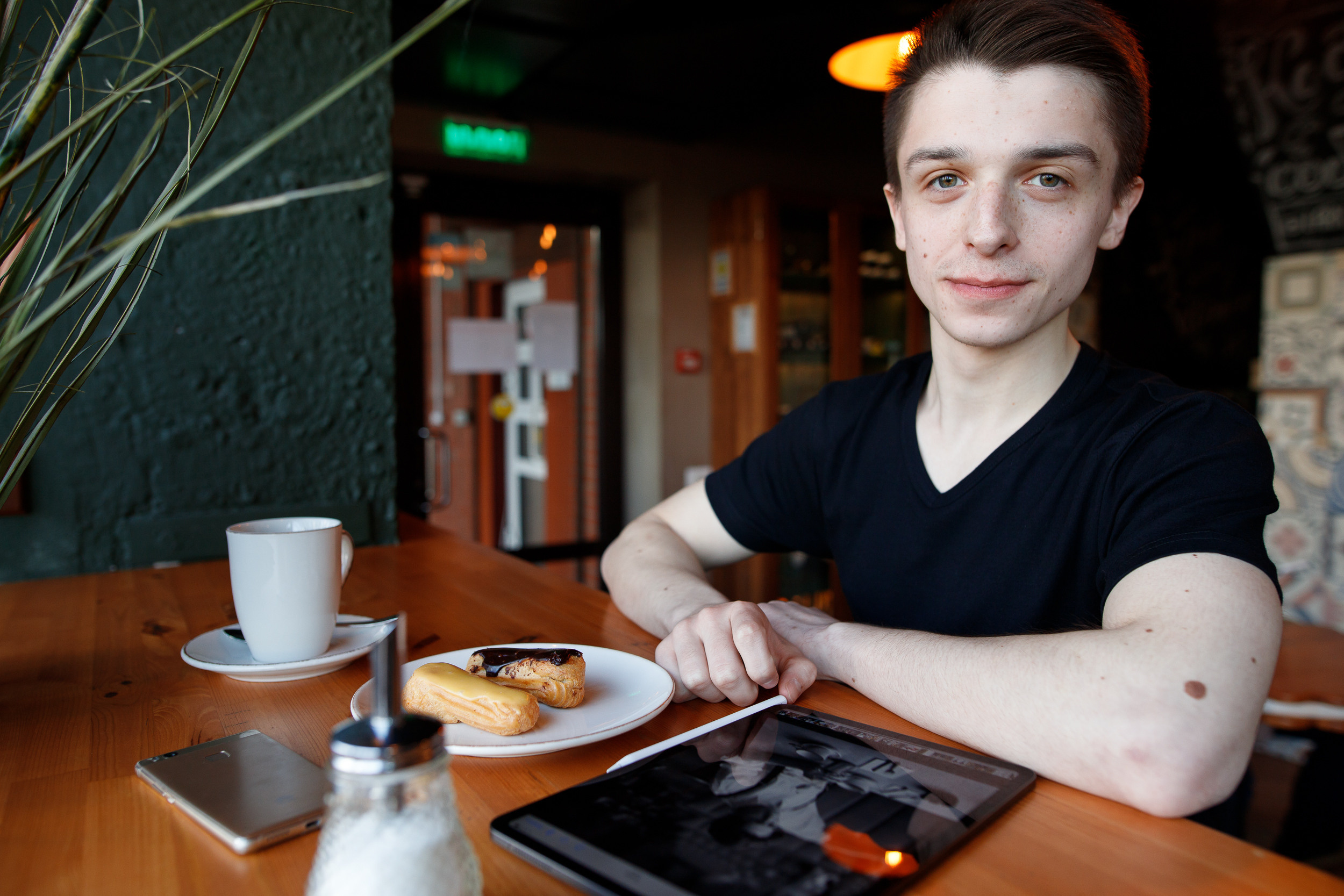 Святослав, кафе. Event фотосъемка Фомин Дмитрий Михайлович