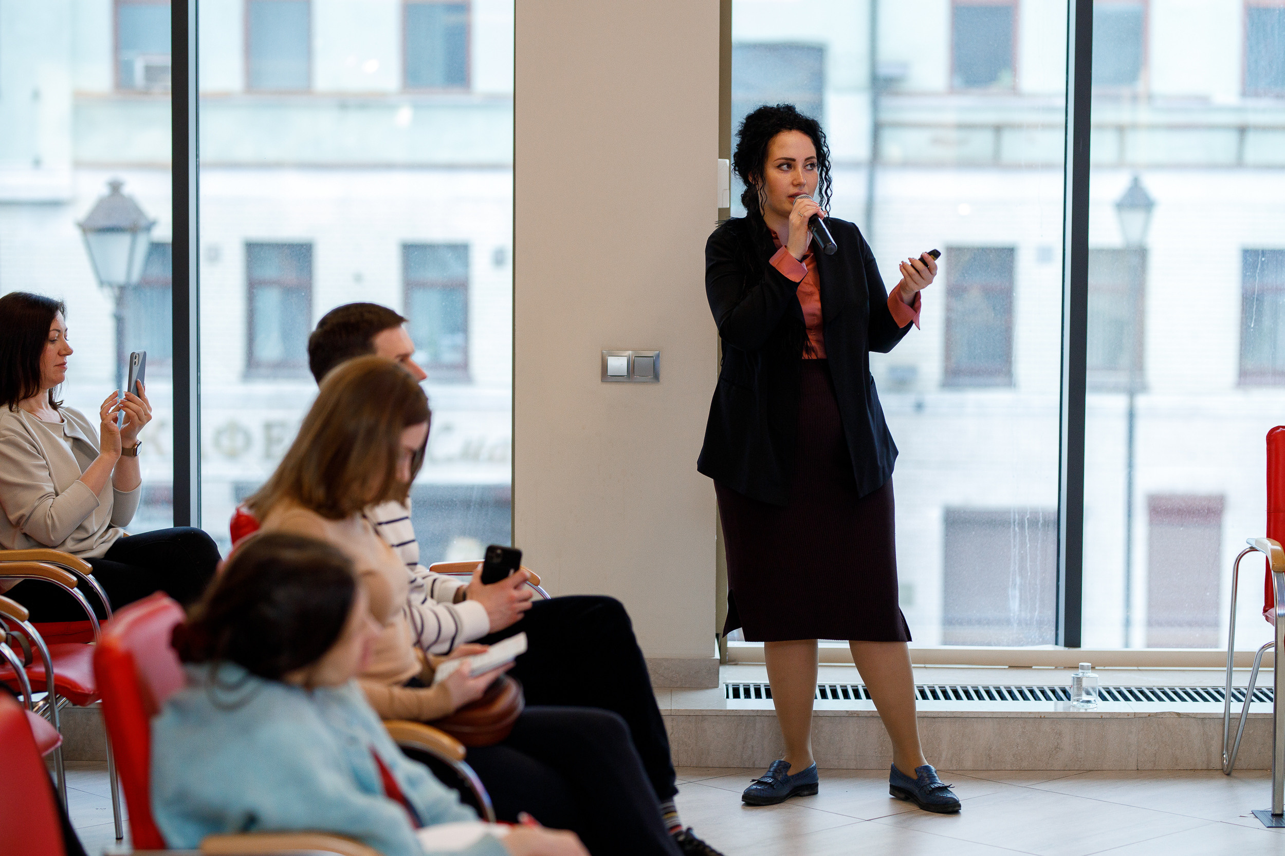 Форум Женский Бизнесс. Event фотосъемка Фомин Дмитрий Михайлович