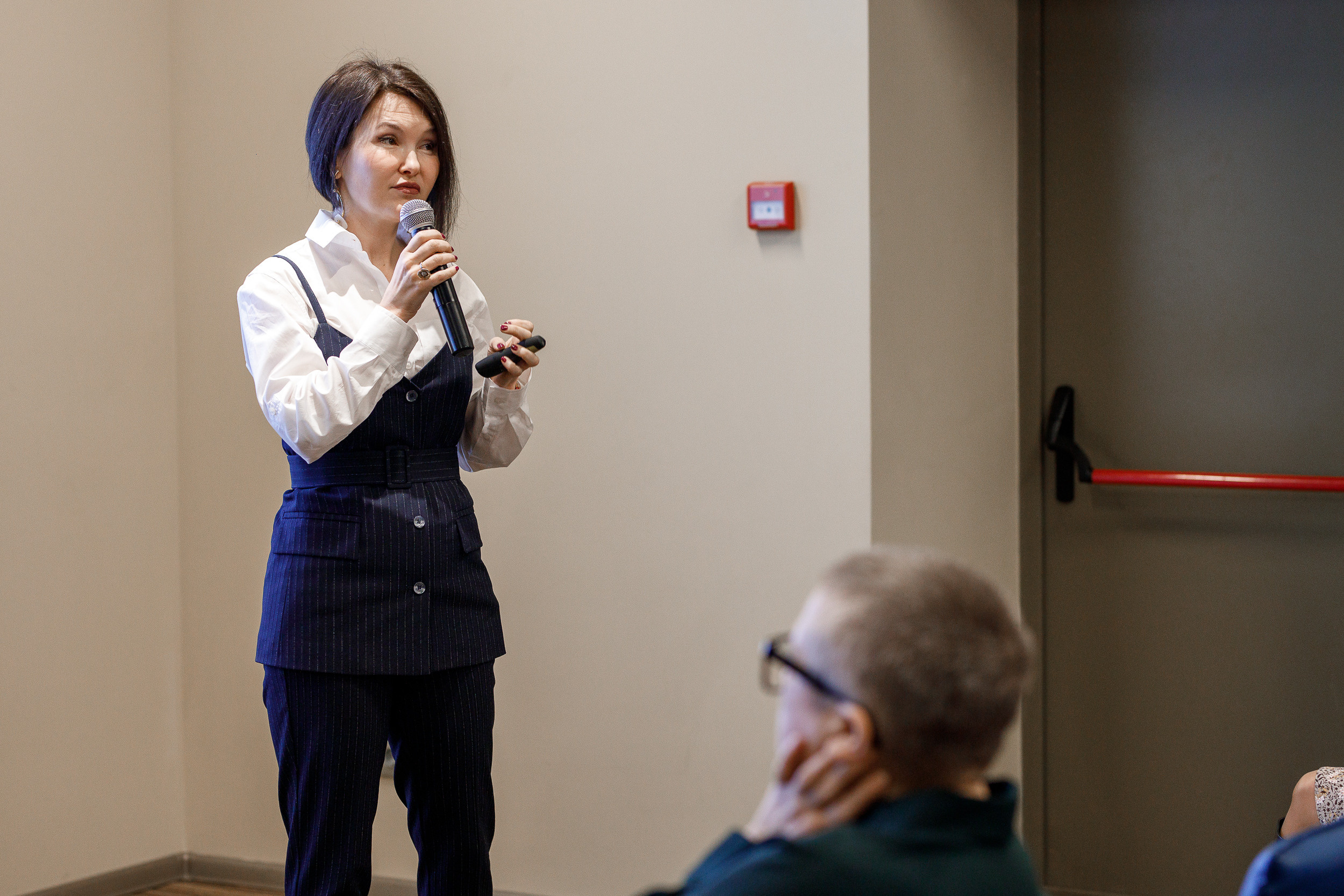 Форум Женский Бизнесс. Event фотосъемка Фомин Дмитрий Михайлович