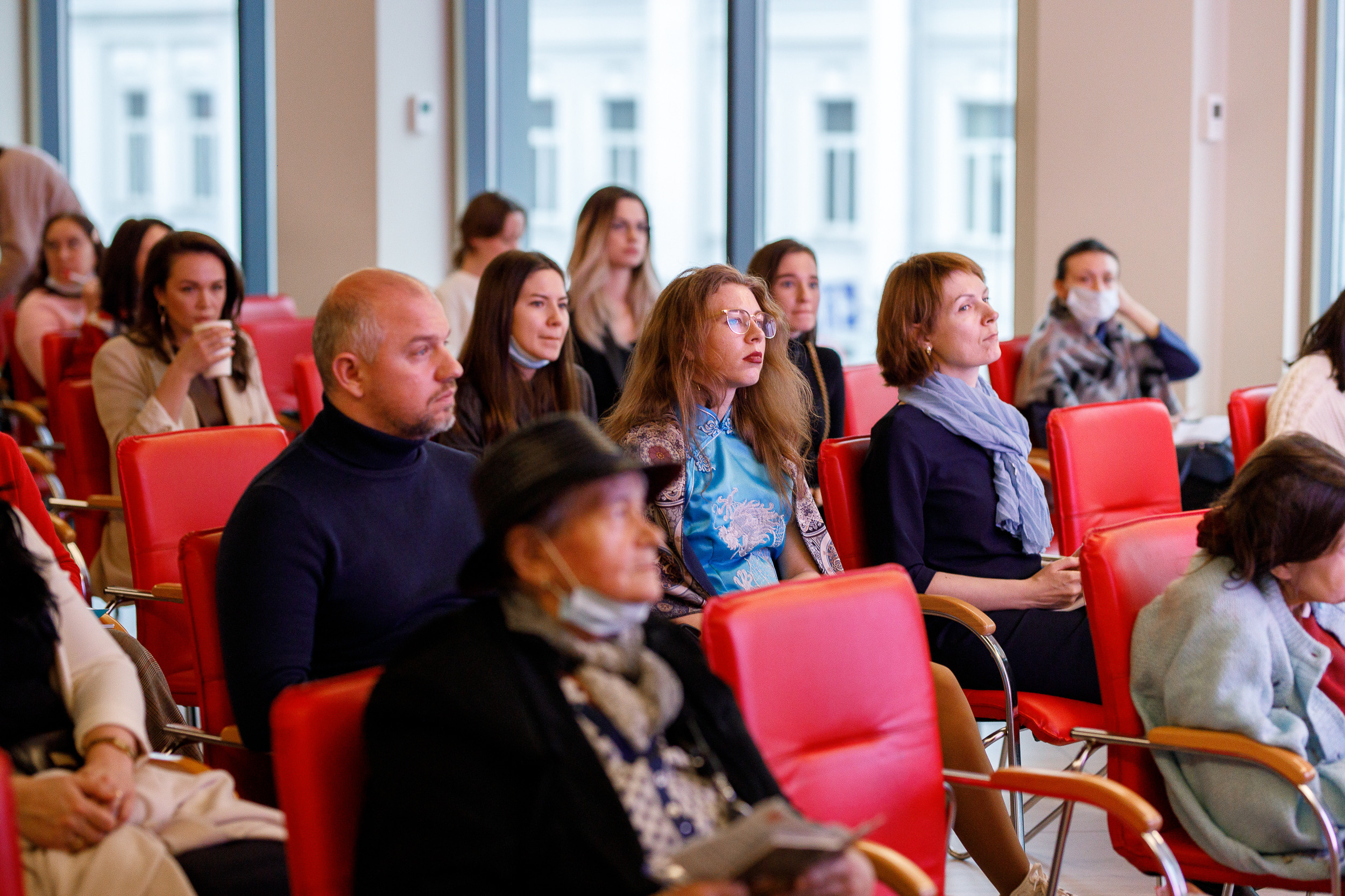 Форум Женский Бизнесс. Event фотосъемка Фомин Дмитрий Михайлович