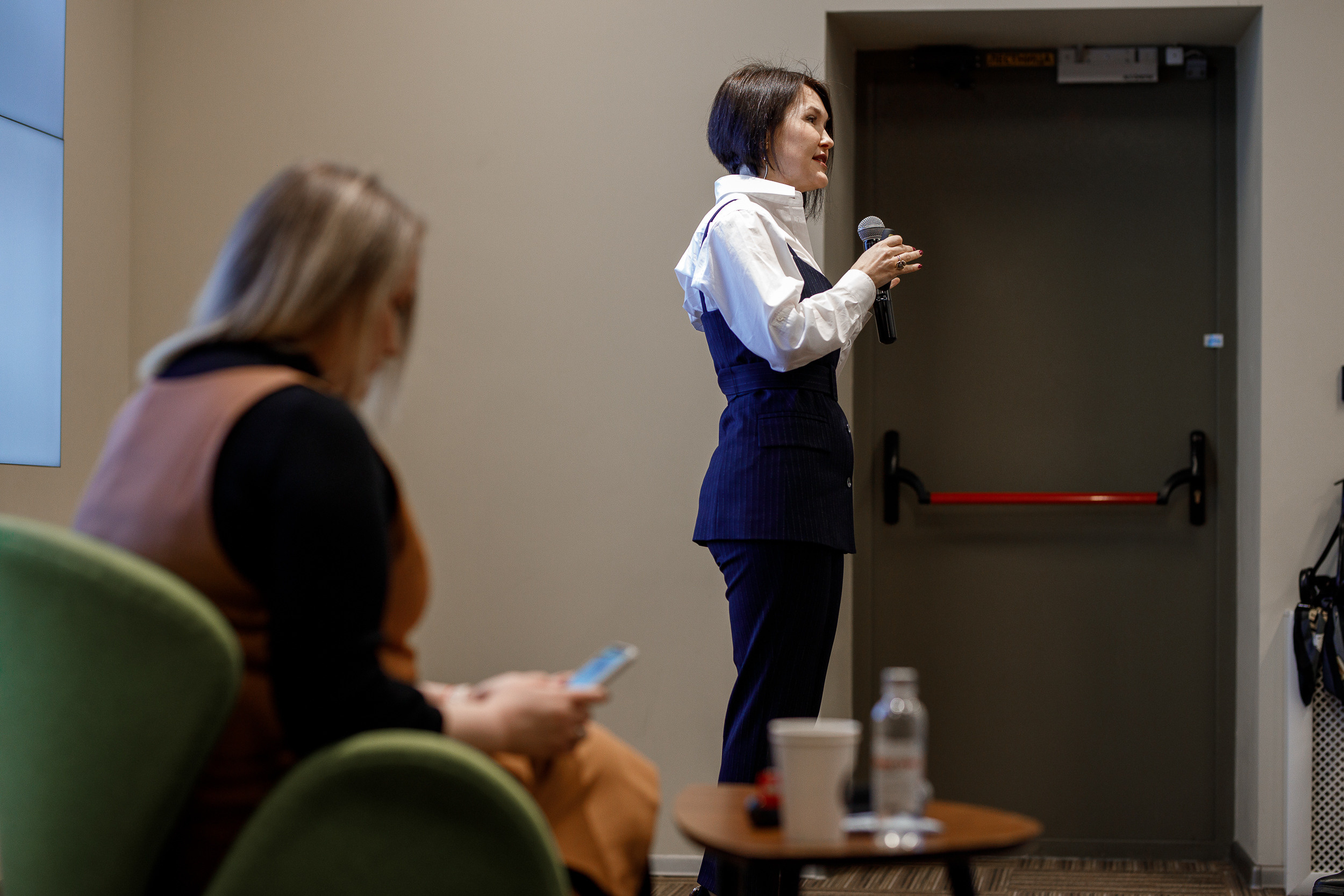 Форум Женский Бизнесс. Event фотосъемка Фомин Дмитрий Михайлович