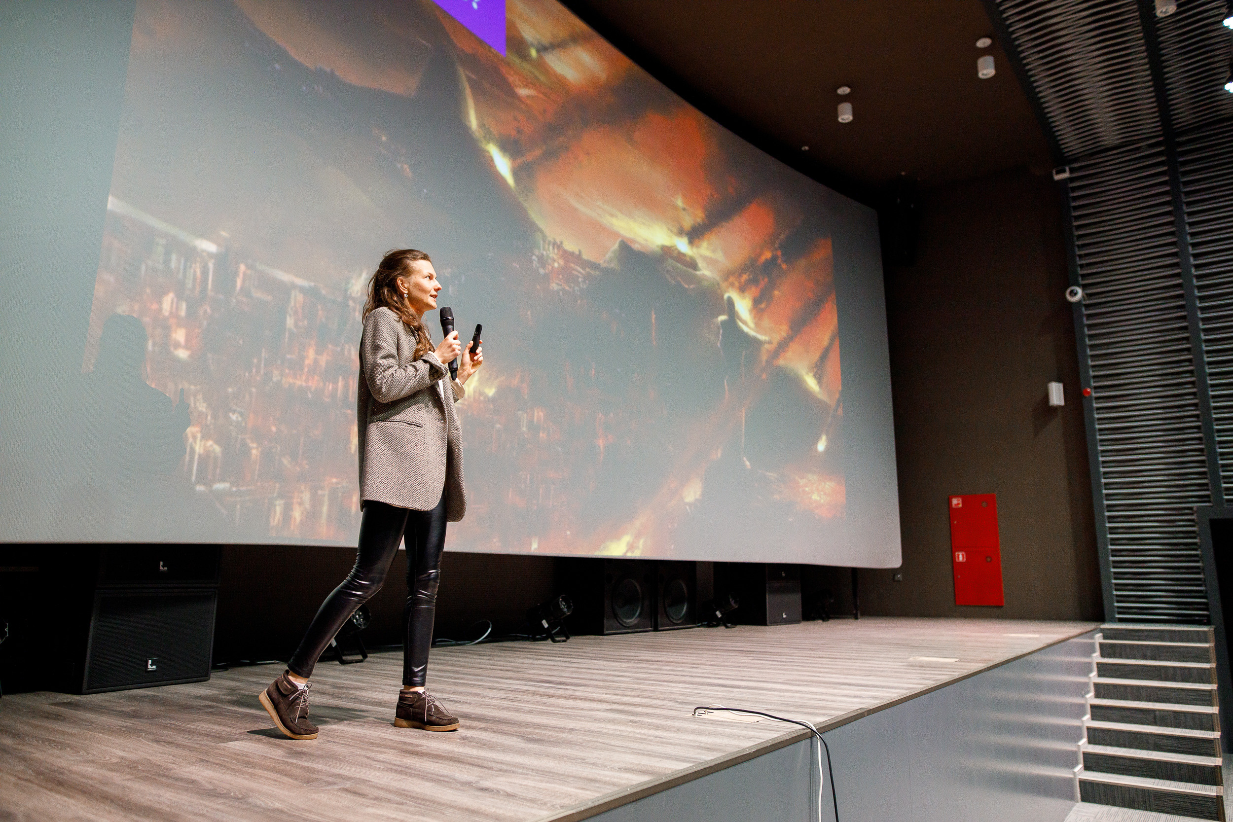 Форум Женский Бизнесс. Event фотосъемка Фомин Дмитрий Михайлович
