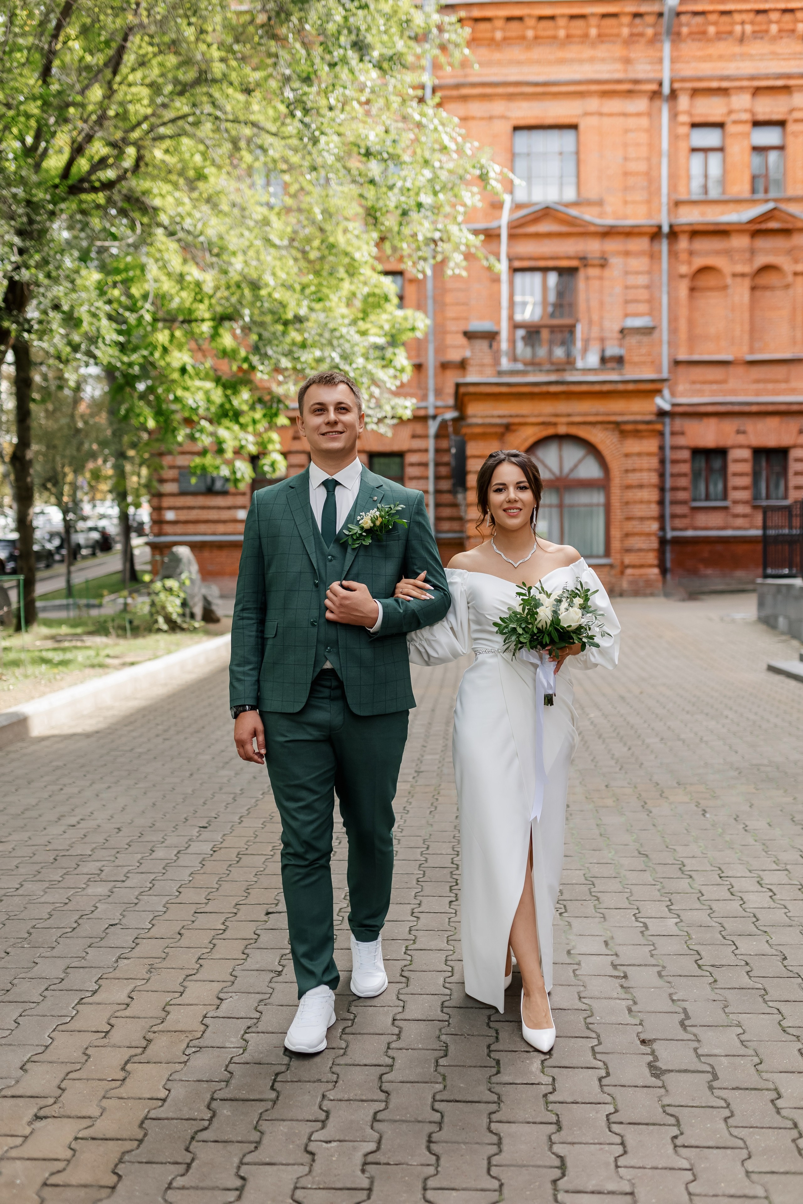 Олег и Юлия. Свадебная прогулка. Свадебный фотограф в Хабаровске
