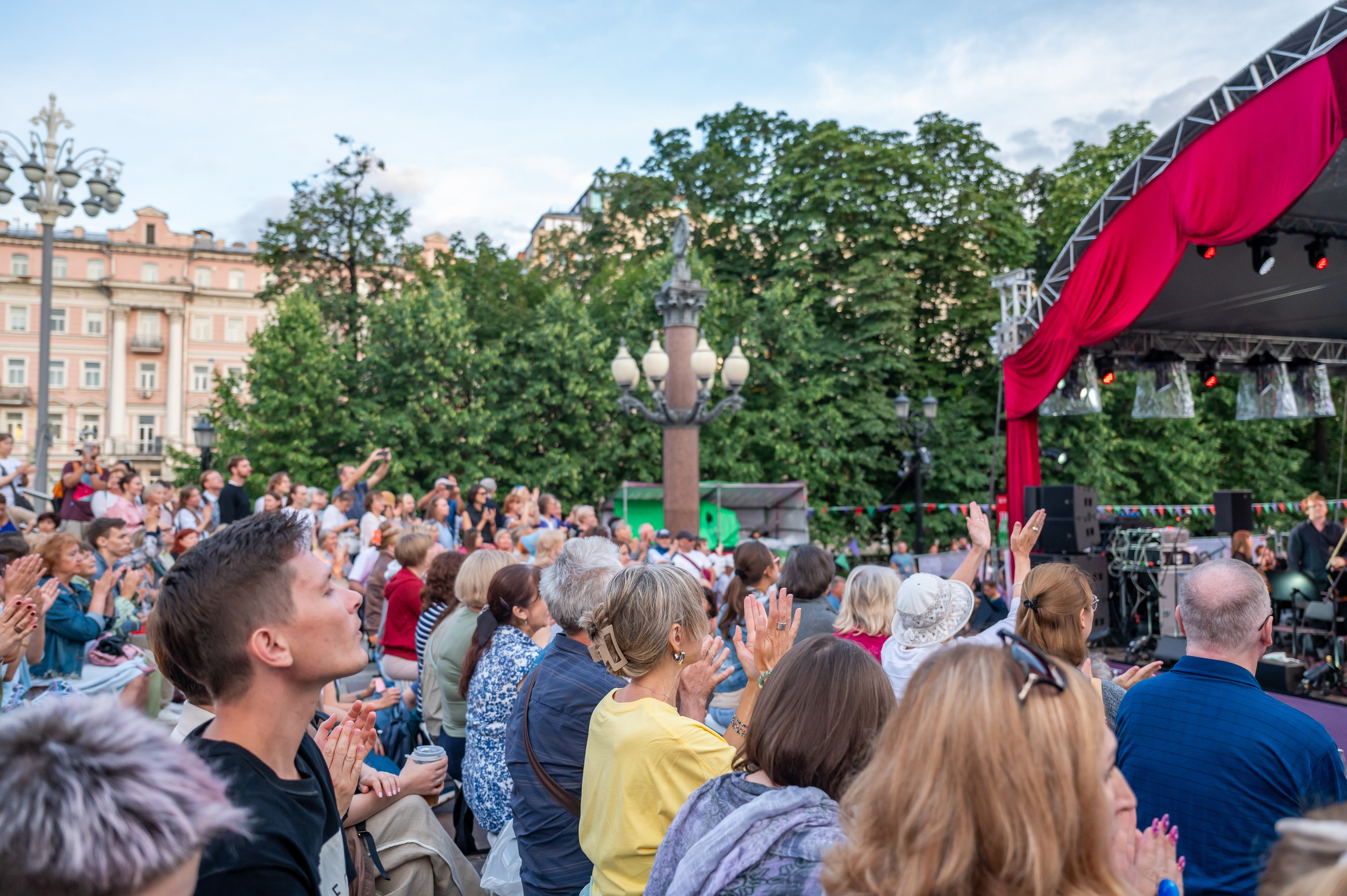 Театральный бульвар 2024. Фотограф Анна Мельникова | Москва
