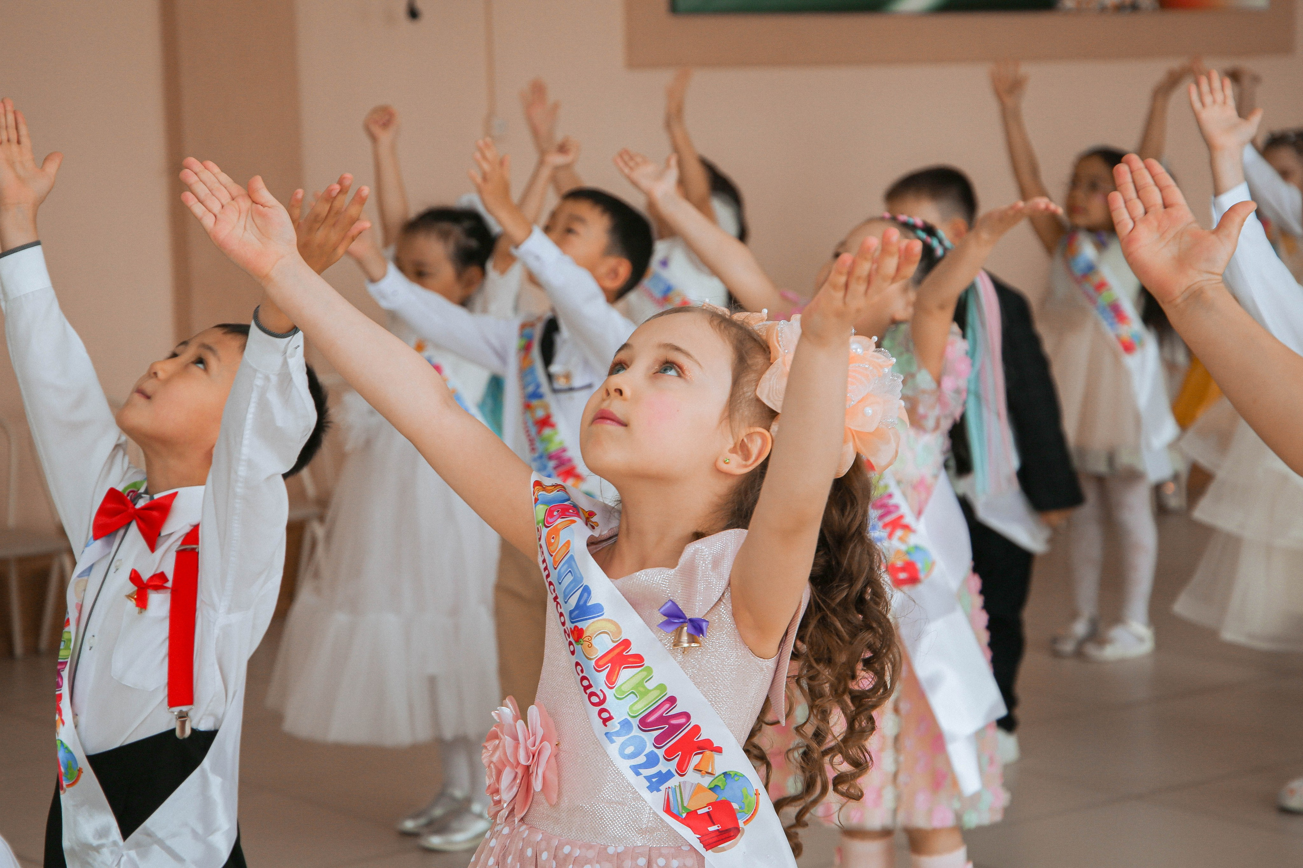 Выпускной детского сада 2024. Свадебный и Школьный фотограф Улан-Удэ Бурятия Джулия Топоева Выпускные альбомы Фотограф на мероприятие