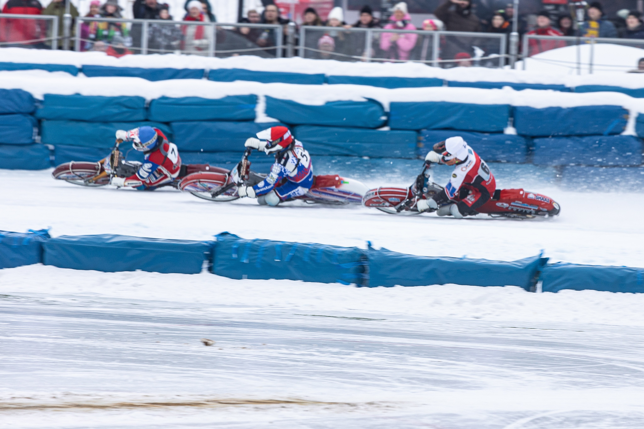 Битва Ледовых Гладиаторов. Фотограф Ольга Гирусова «Пантерочка» Москва