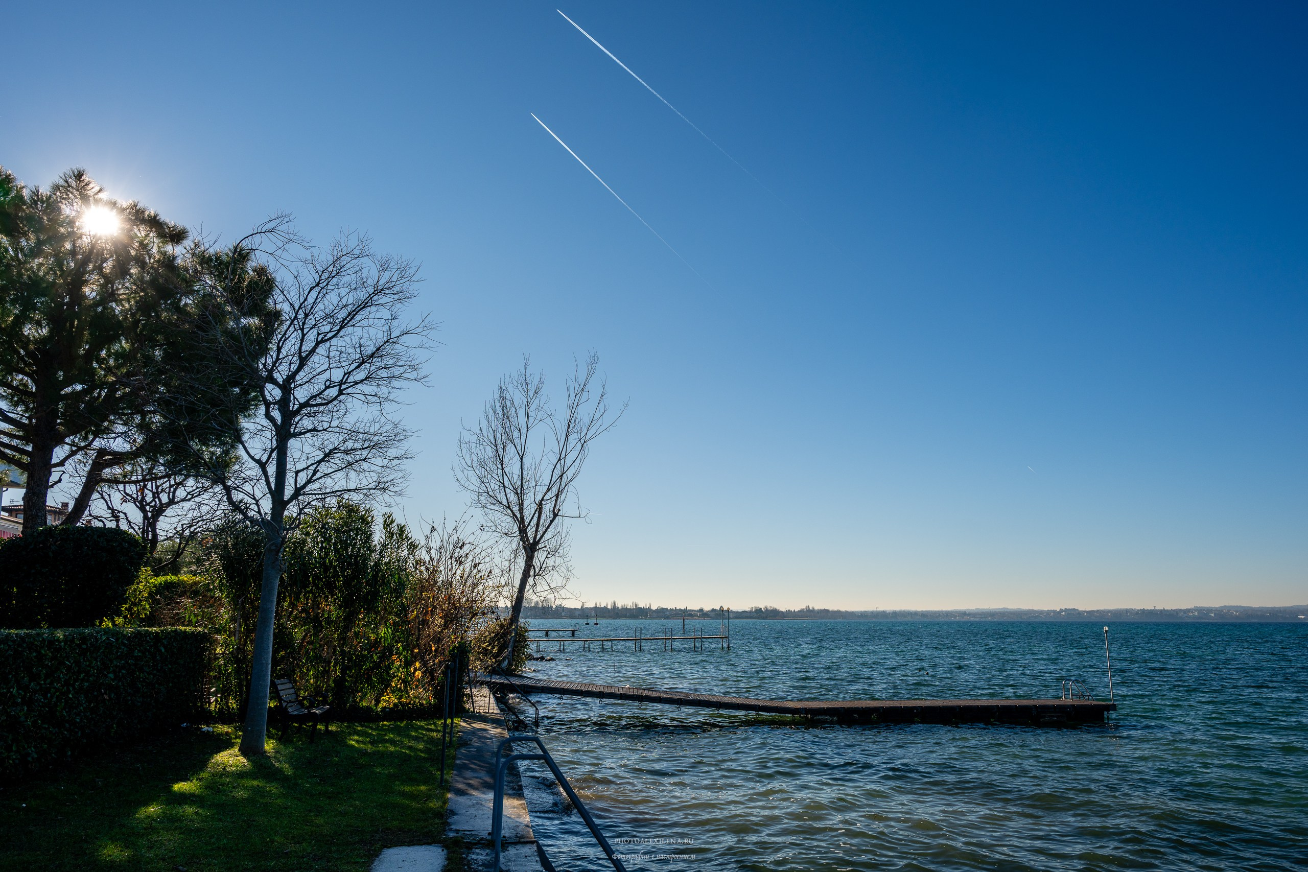 Сирмионе-очаровательный городок на озере Гарда. Авторские стильные фотокартины