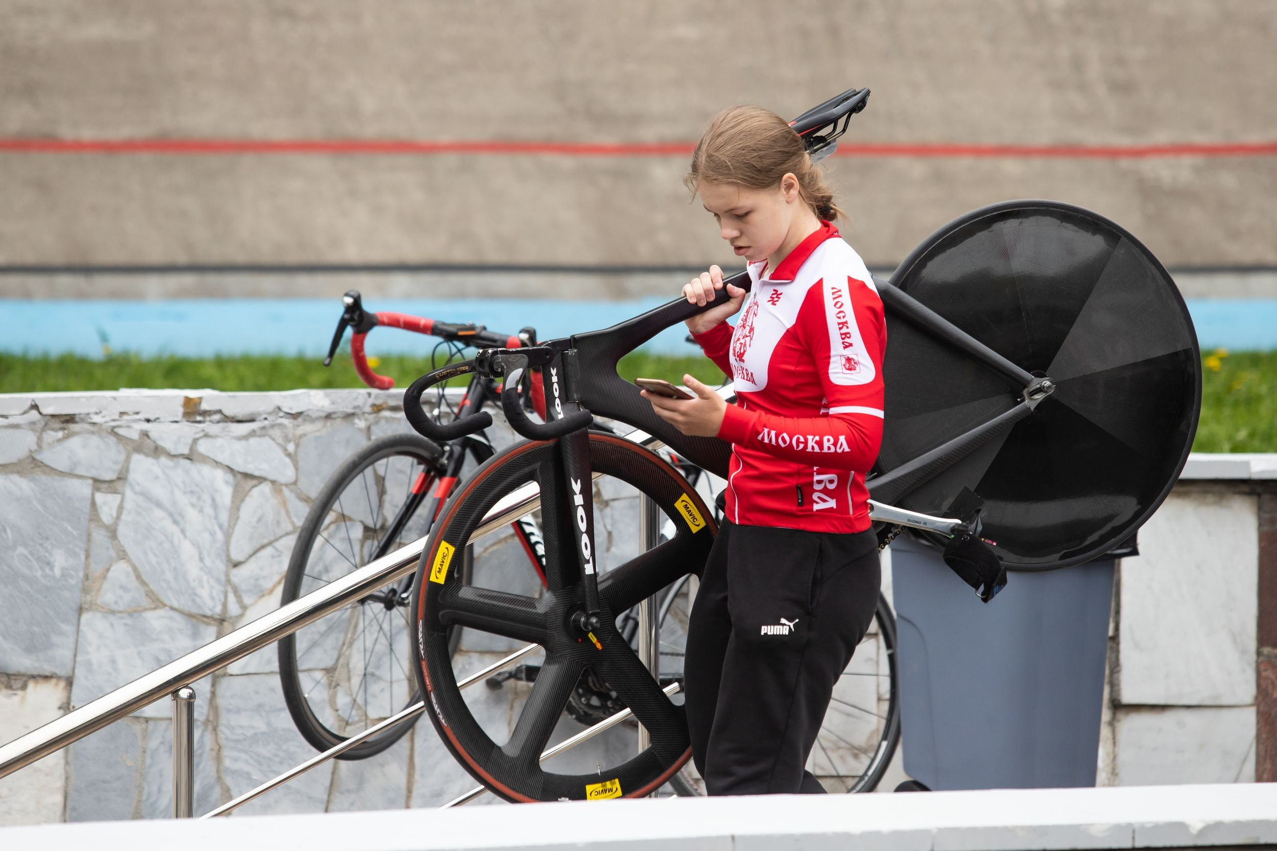 Соревнования по велоспорту «Большой приз Тулы» (19 мая 2023). Репортажный фотограф Алексей Пирязев