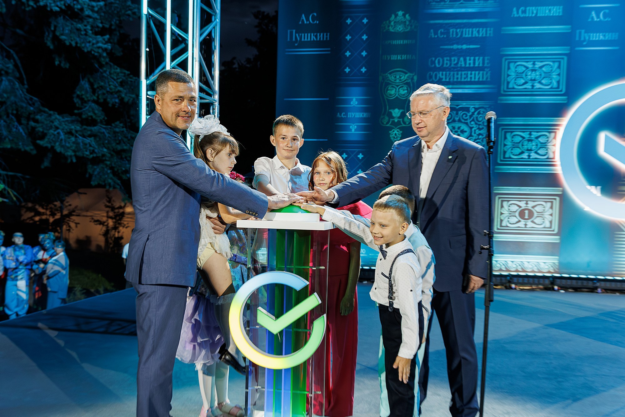 Открытие мультимедийного фонтана | СБЕР. Боченков Вадим | Фотограф в Пскове и Санкт-Петербурге