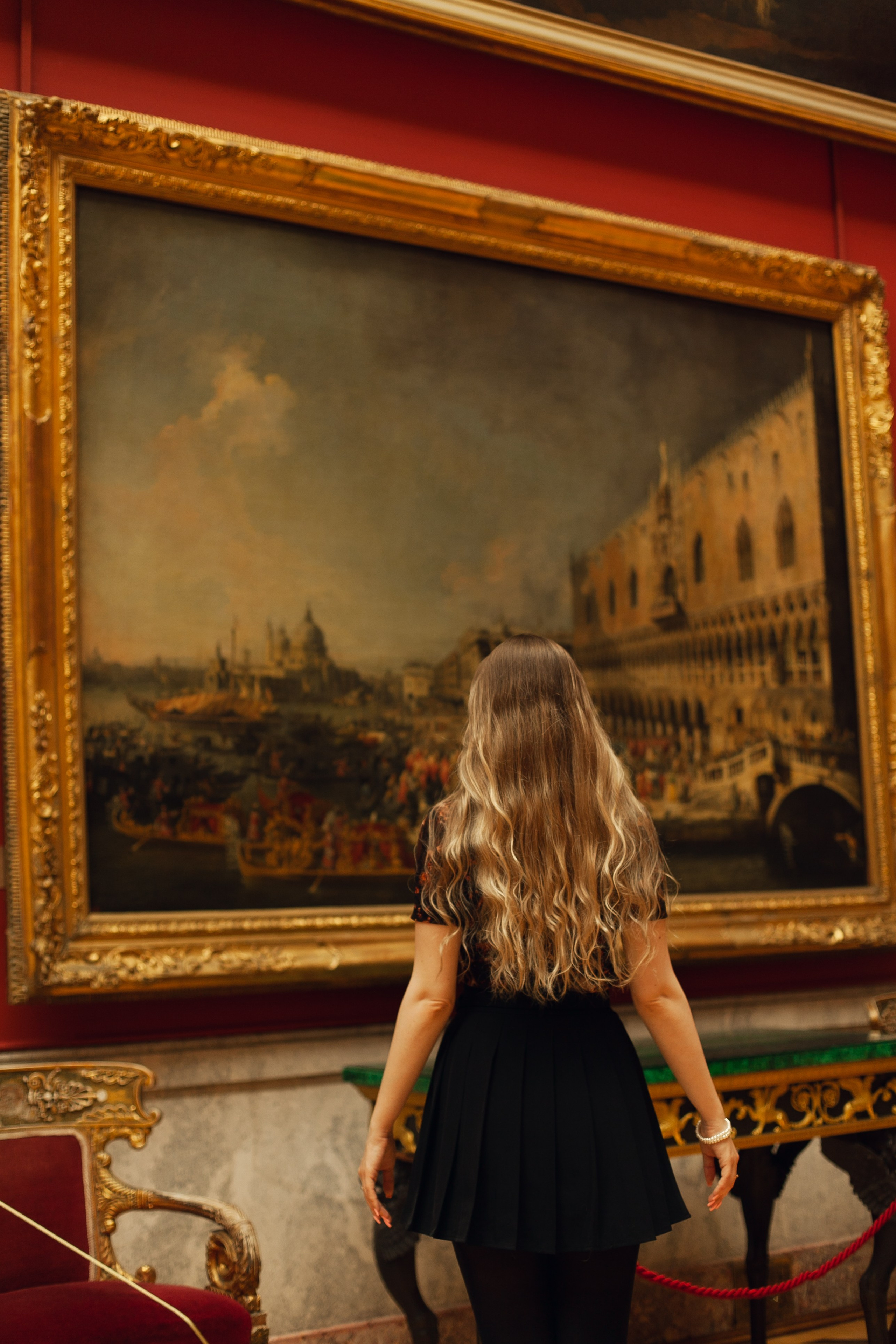 Эрмитаж Милена. Контент фотограф Саша Логвиненко