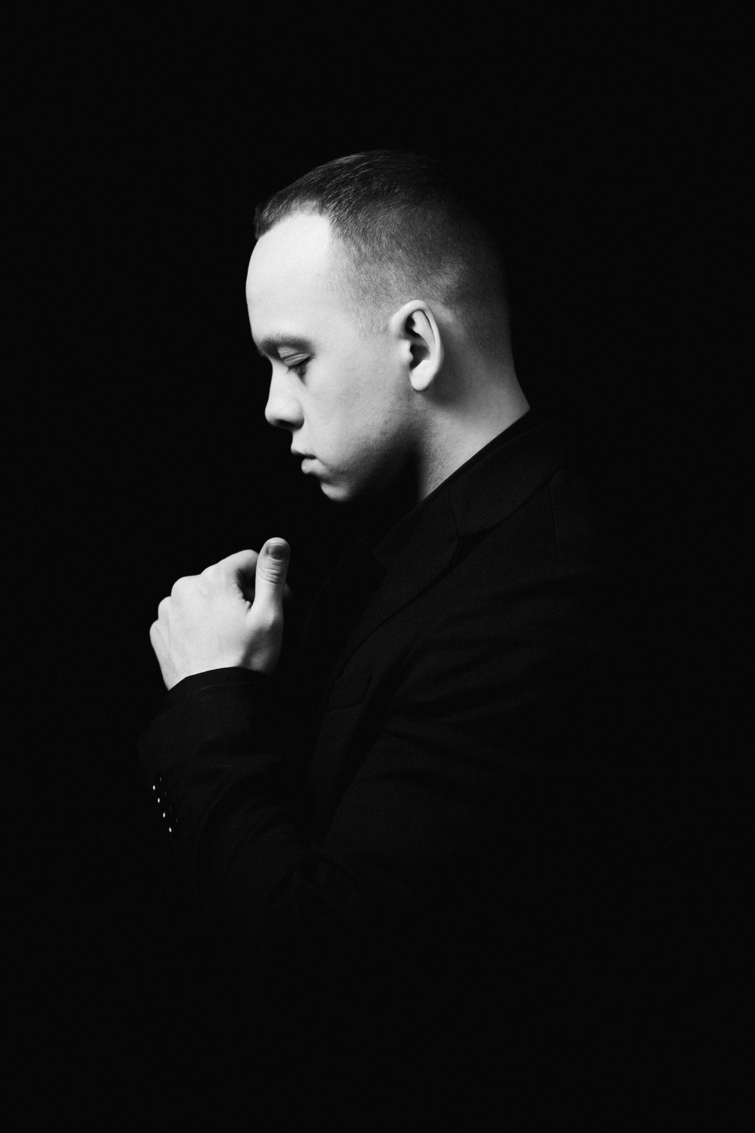 Александр/Студия. Максим Яковлев — фотограф/видеограф в Москве