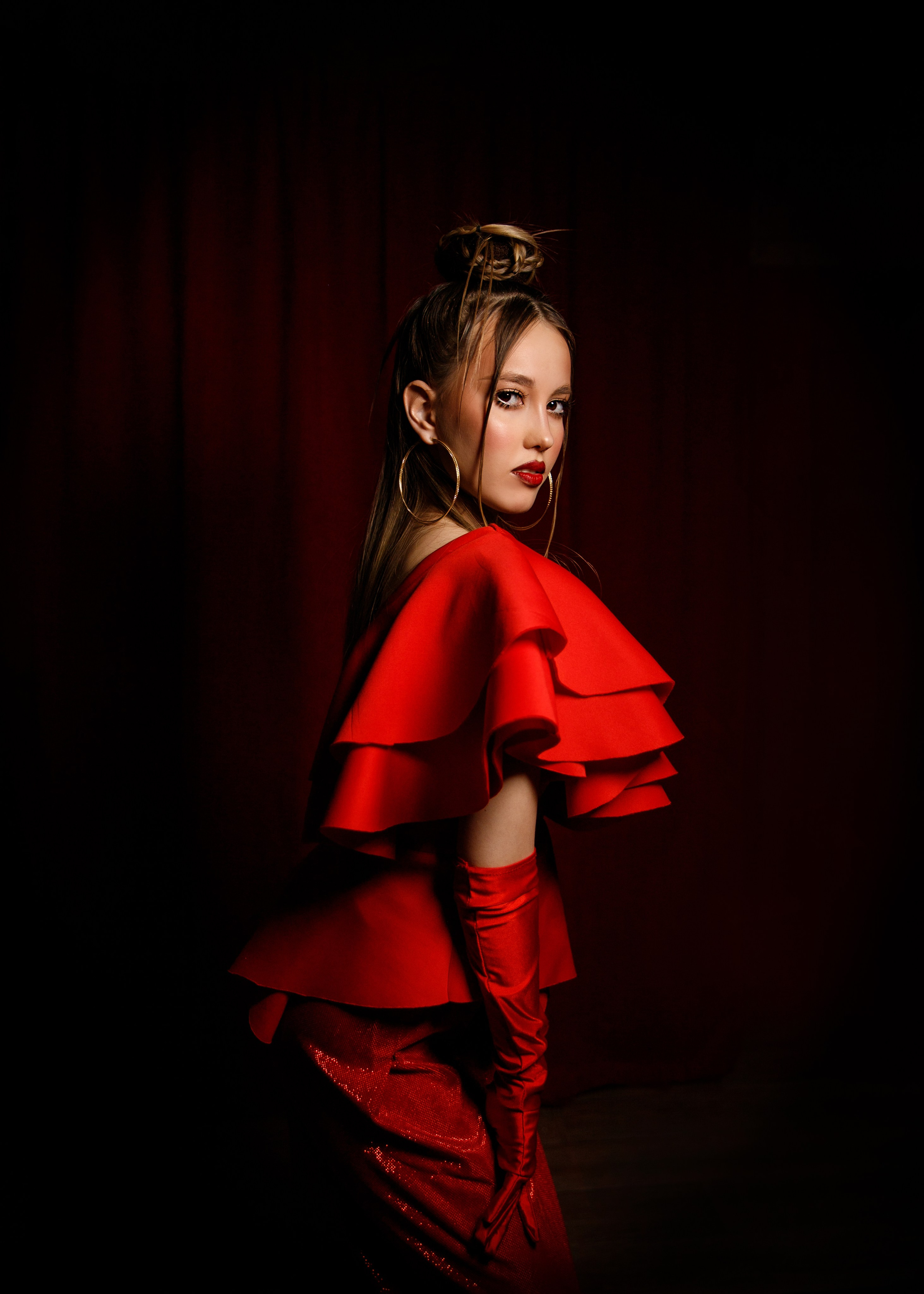 Женская. Меня зовут Марина Бастрикова