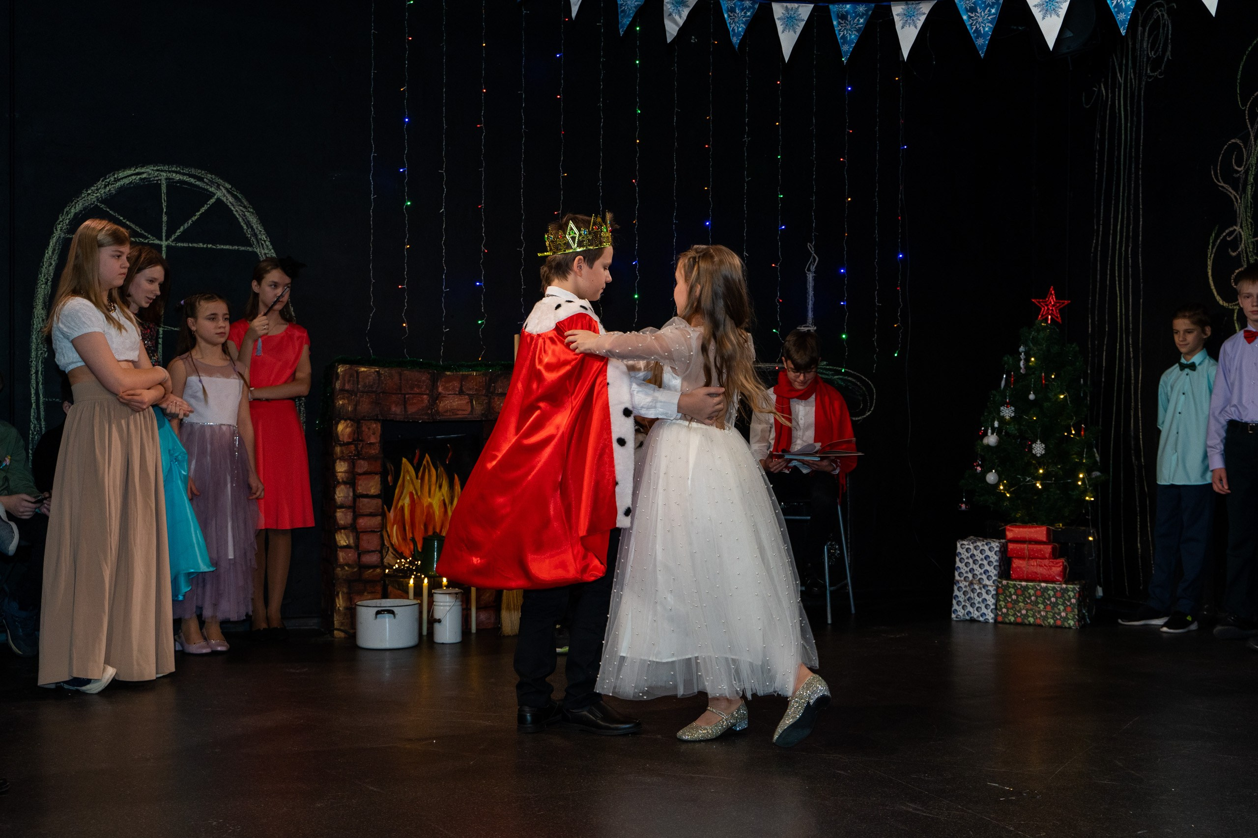 Новый год школы Фрактал. Фотограф в Санкт-Петербурге, фотодни в СПБ