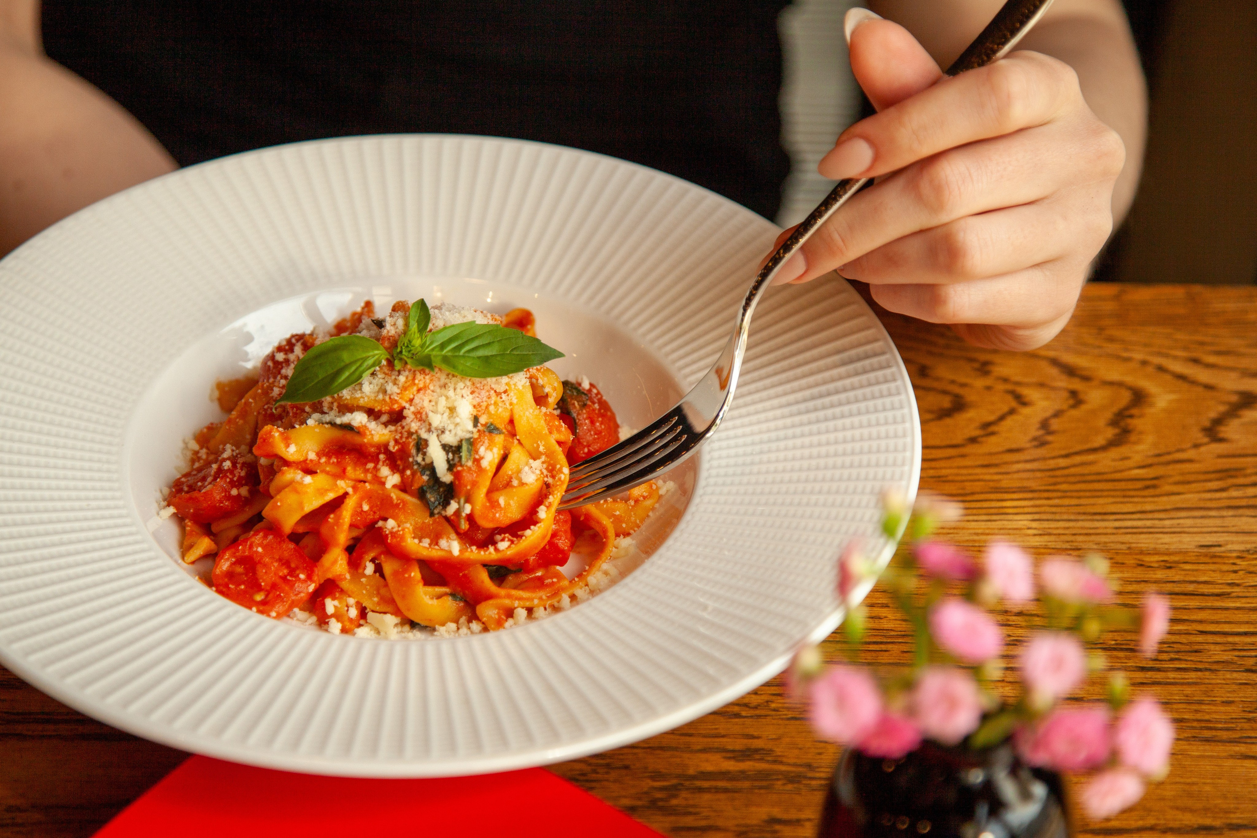 Контент съёмка для соц.сетей ресторанов, баров и кафе