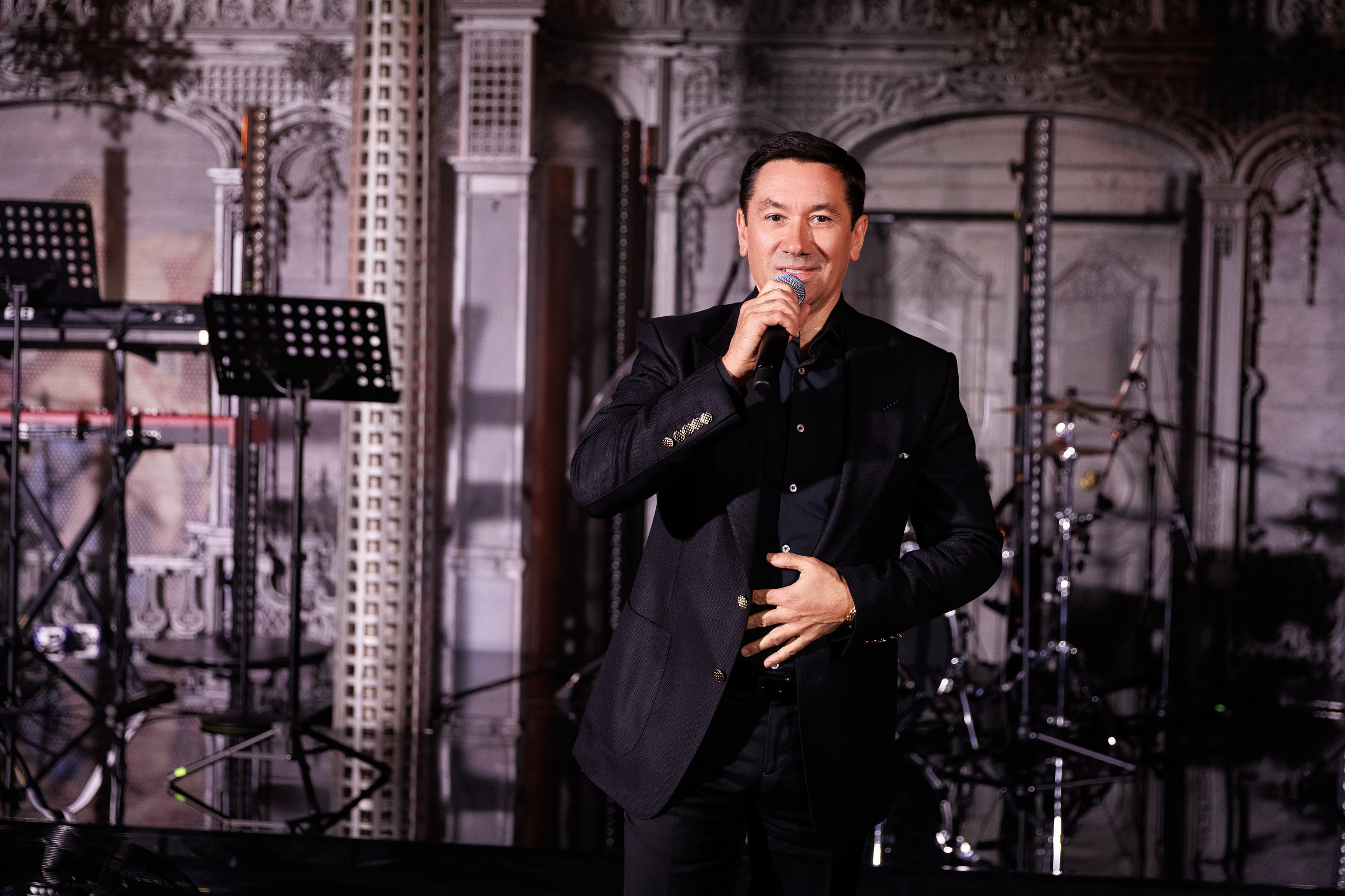 Новогодний ужин Сбер