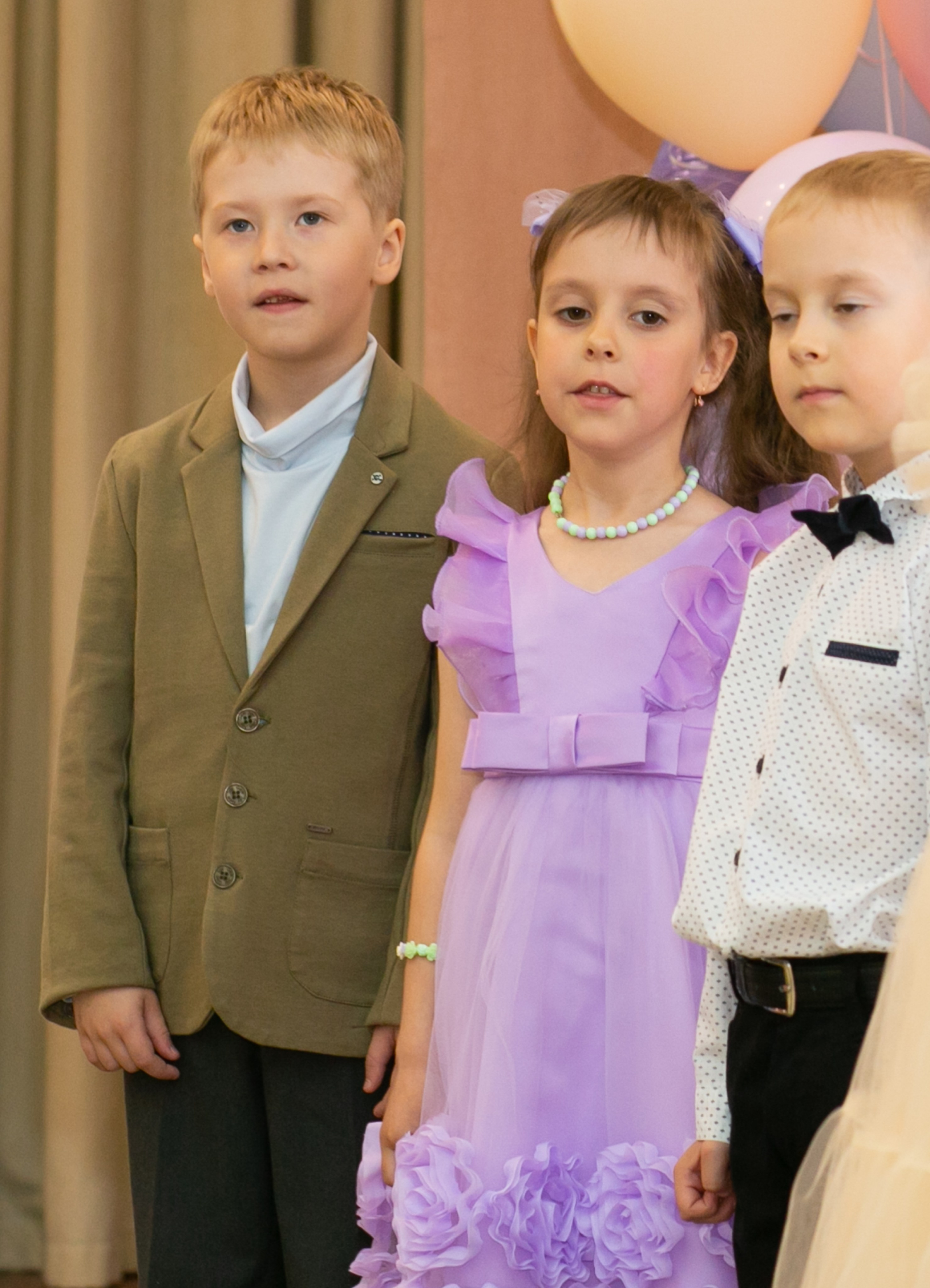 Выпускные и Утренники. Фотограф новорожденных и семейный фотограф НСО г. Бердск Марина Львова