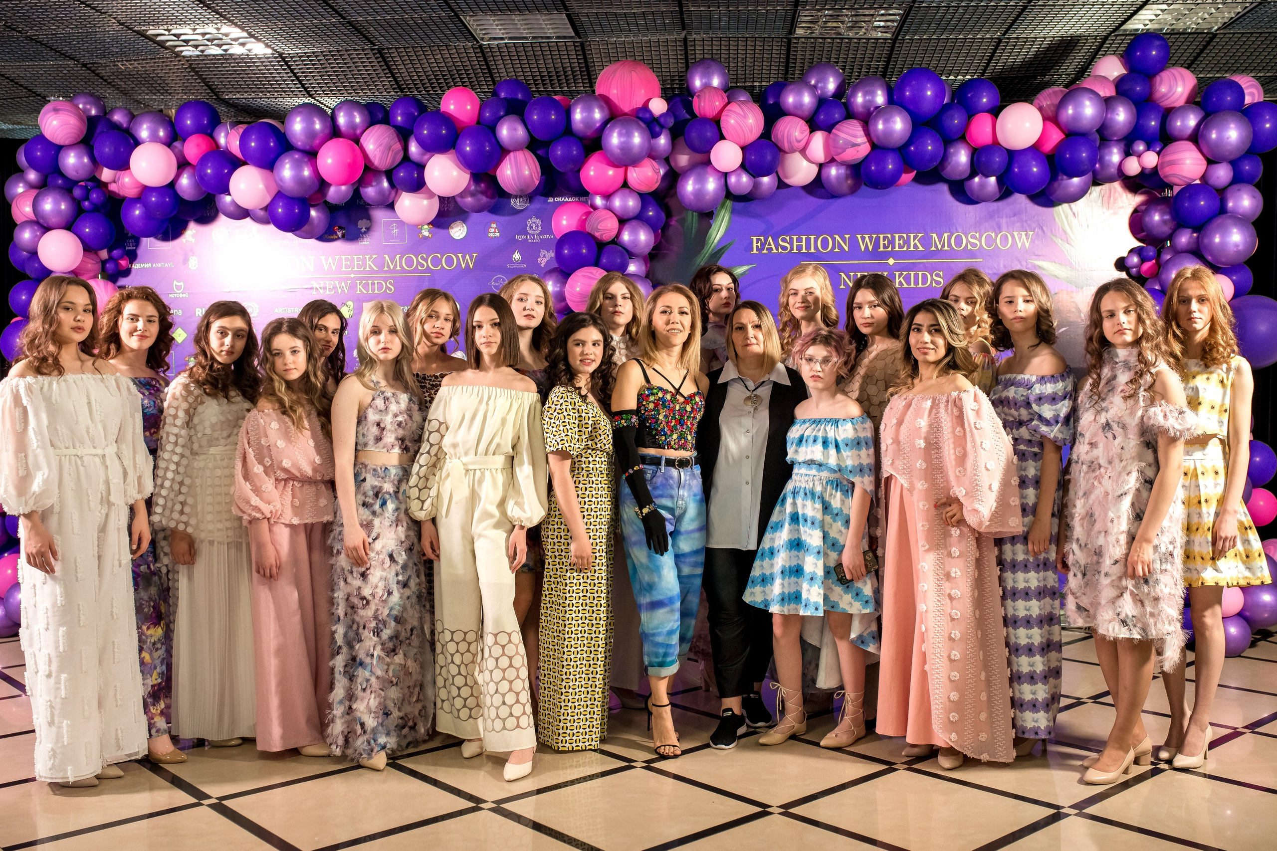 Показ Итальянской моды в России весна 2022. Женский фотограф Крещение Венчание Москва Брянск