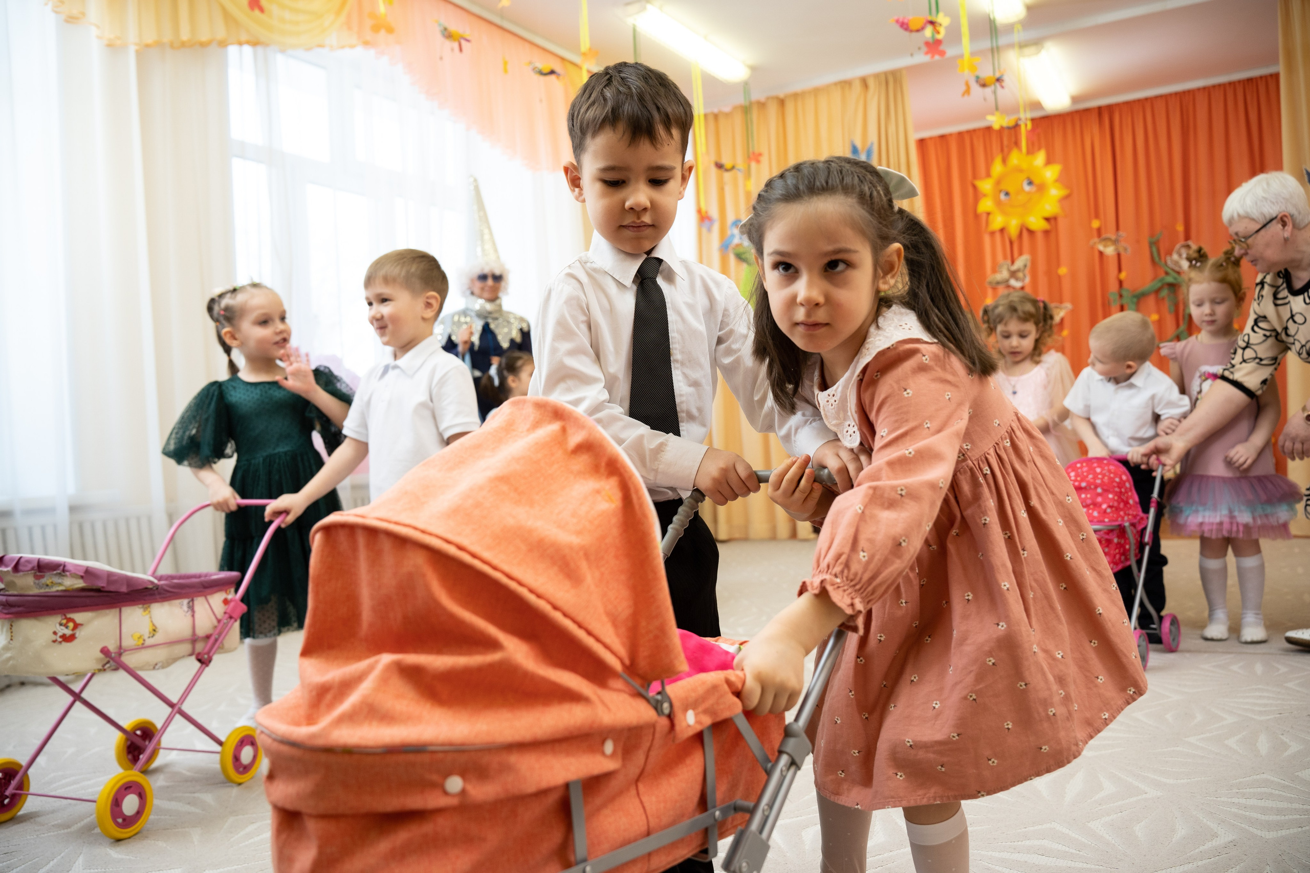 Утренник 8 Марта. Фотостудия «Стрекоза»