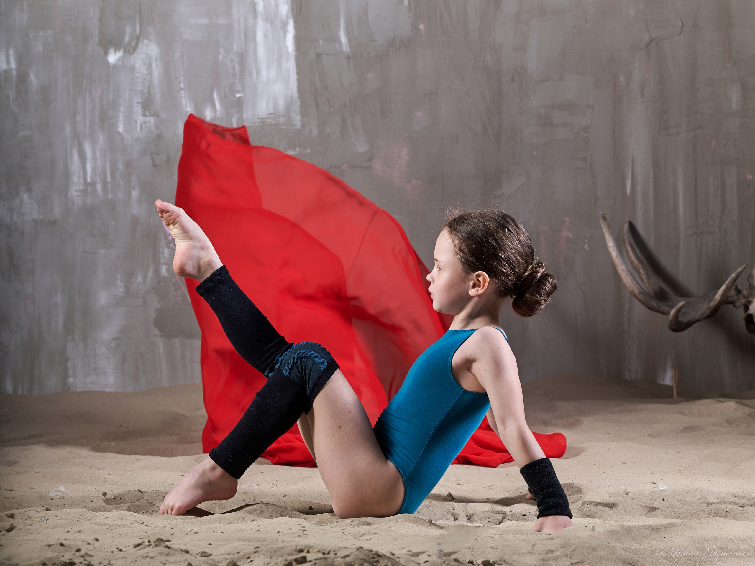 Фотосессия с тканью. Спортивная гимнастика. Фотограф в Ульяновске Ирина Аверьянова
