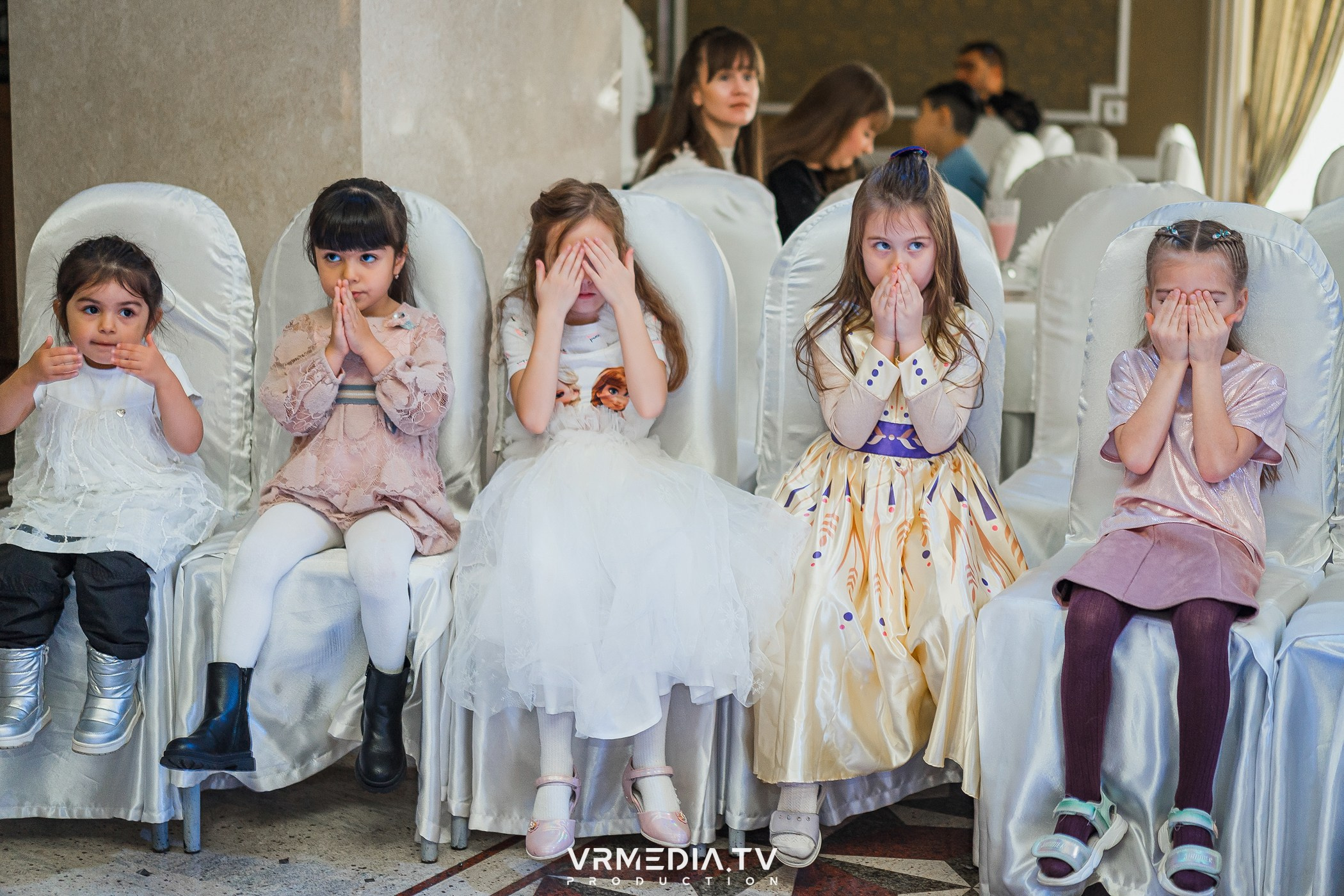 ХОЛОДНОЕ СЕРДЦЕ в ресторане «Империя»