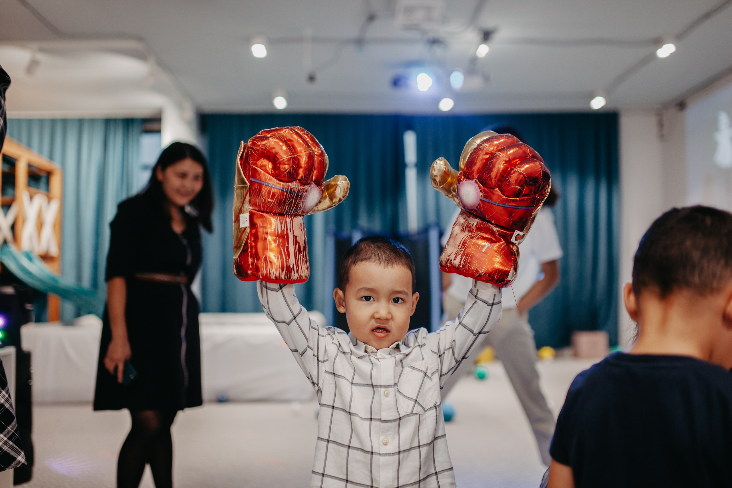 Фотограф на детский день рождения в Тюмени. Фотограф Шелудкова Яна, город Тюмень