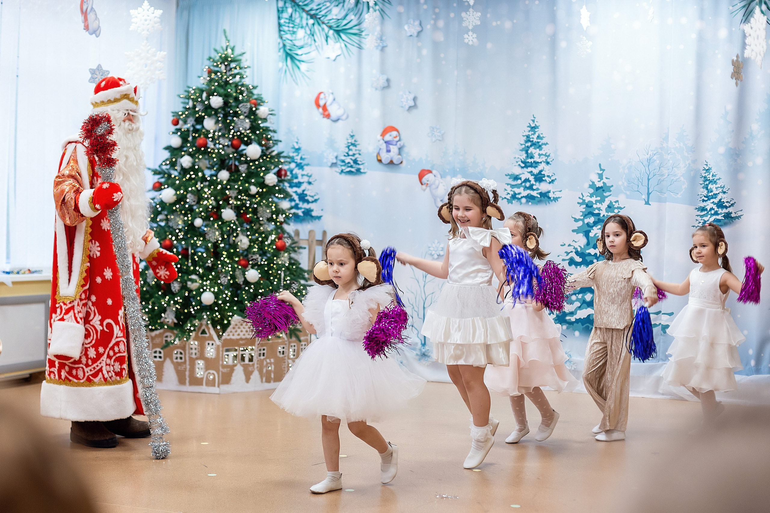 Утренник_"Веселый балаганчик» 2024. Семейный фотограф в Санкт-Петербурге