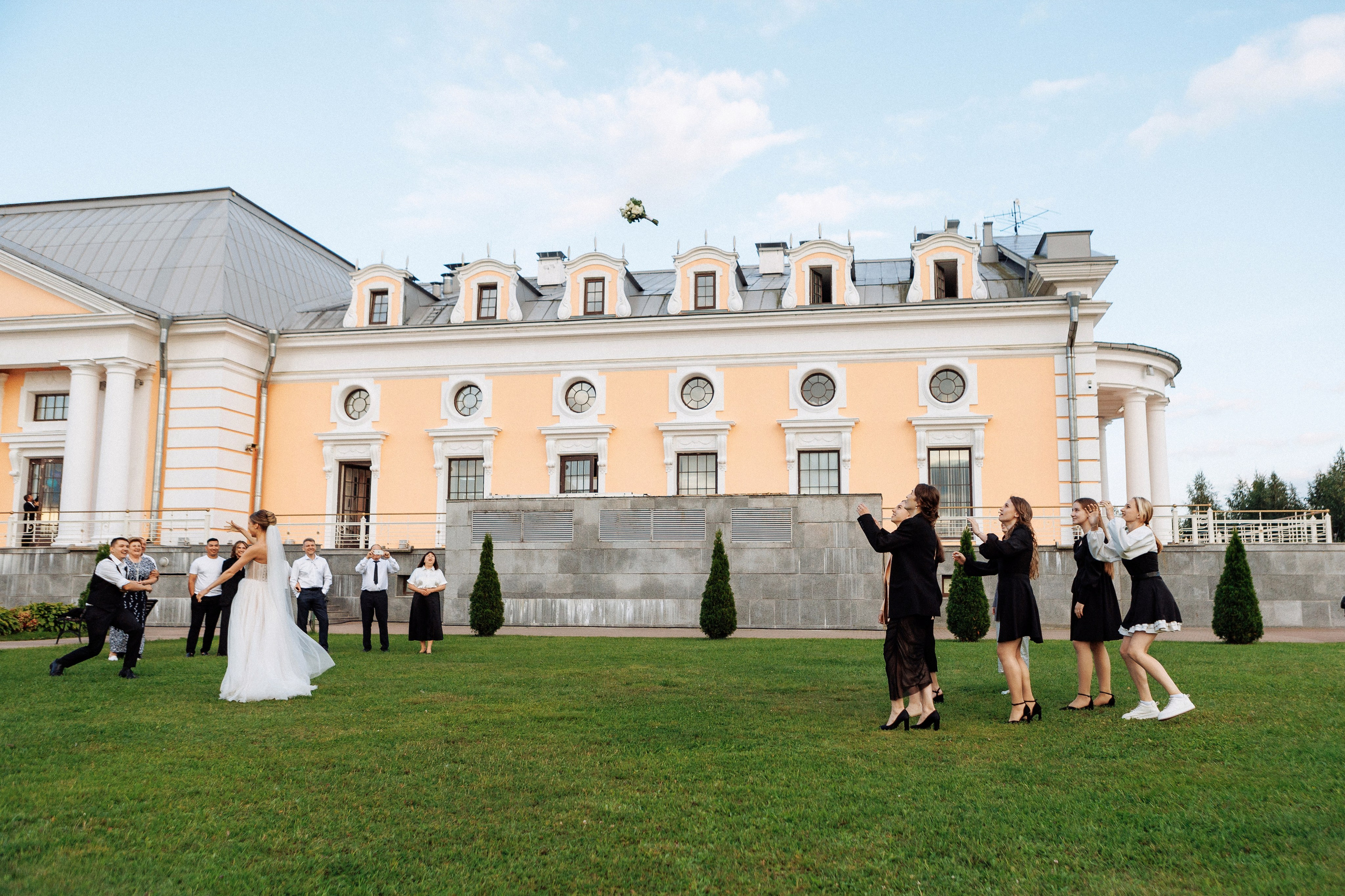 Агентство свадеб и событий «ROMANOFFF AGENCY»