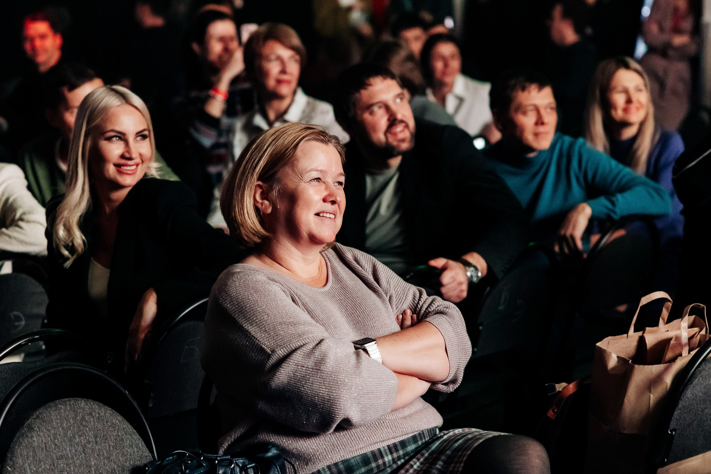 Альфа Конфа. Кадровик продакшн: Фото и видеосъемка форумов, конференций, масштабных событий в Иркутске