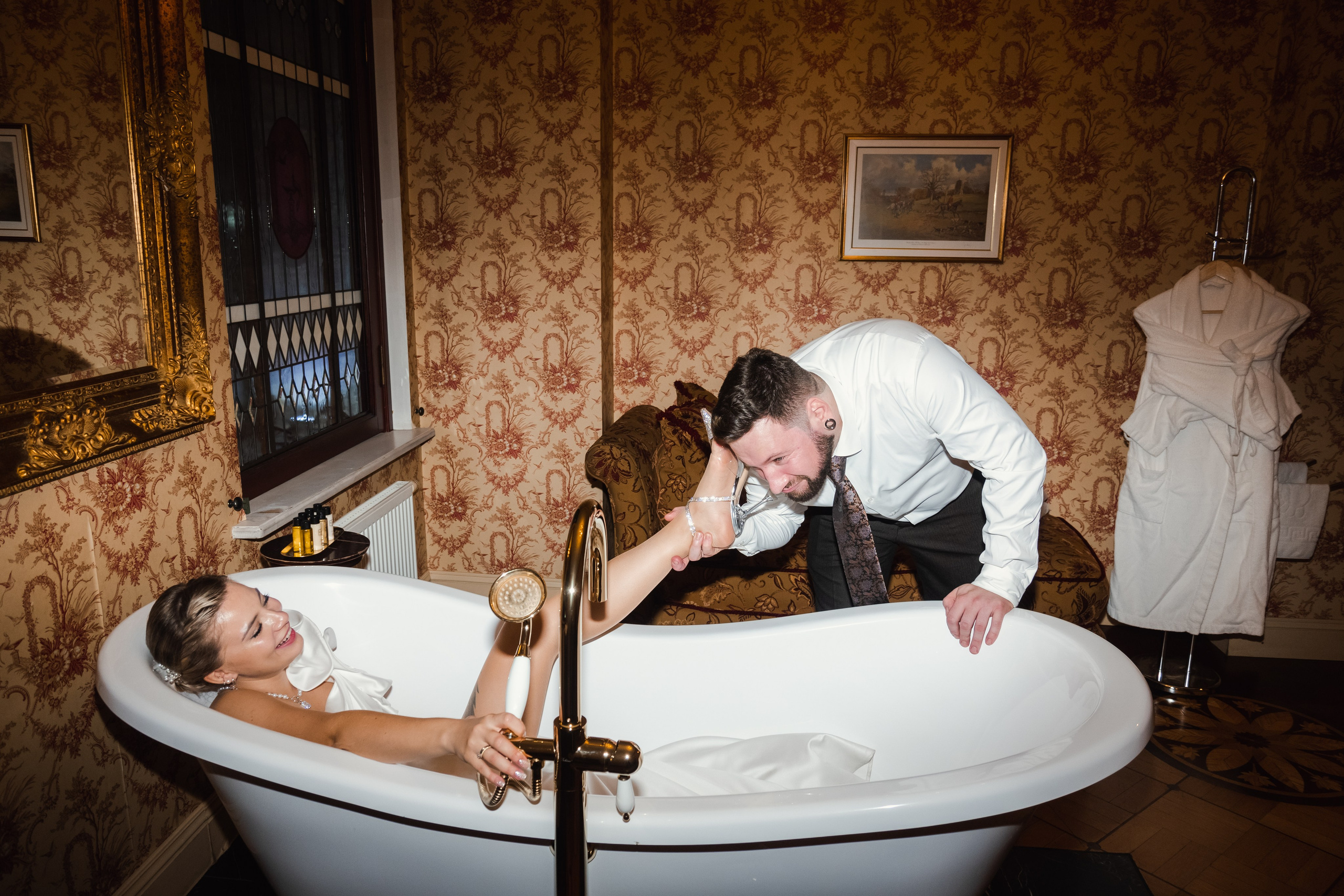 Свадебная фотосессия в фотостудии с видом на Петербург. Портретный и репортажный фотограф в Санкт-Петербурге | Валерия Кайряк