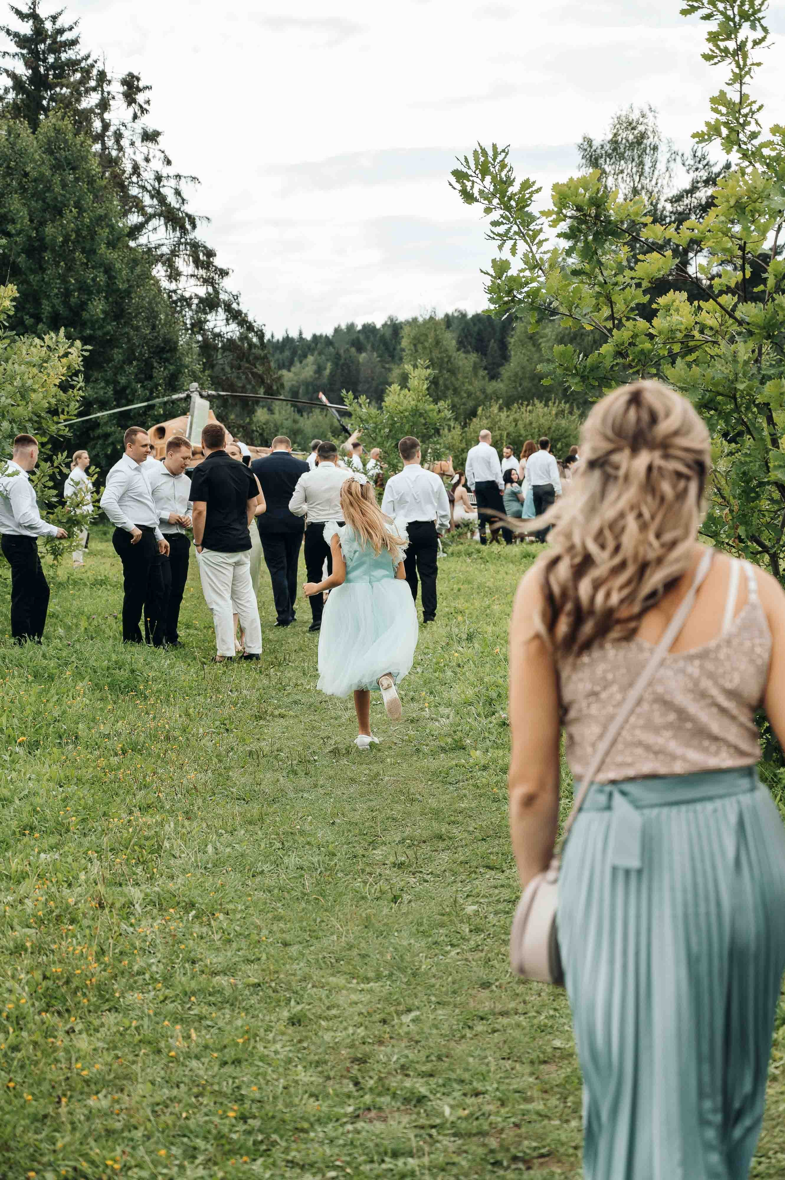 Совместные сборы в отеле. Свадебный и семейный фотограф в Котласе Никита Попов
