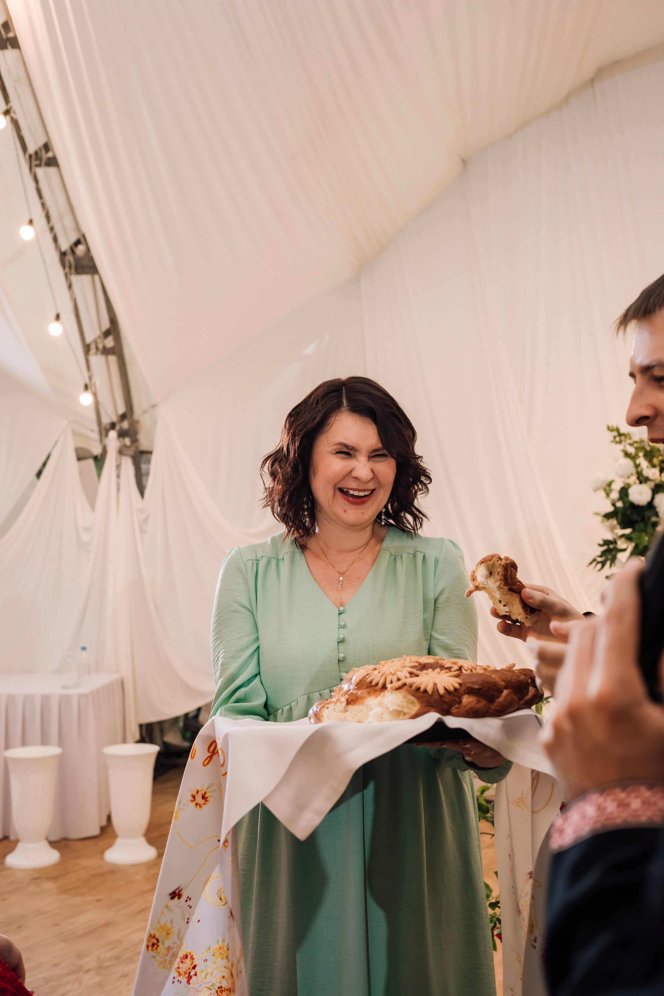 Маргарита и Артем. Свадьба в стиле средневекового пира в шатре. Свадебный и семейный фотограф в Москве Евгения Лисина
