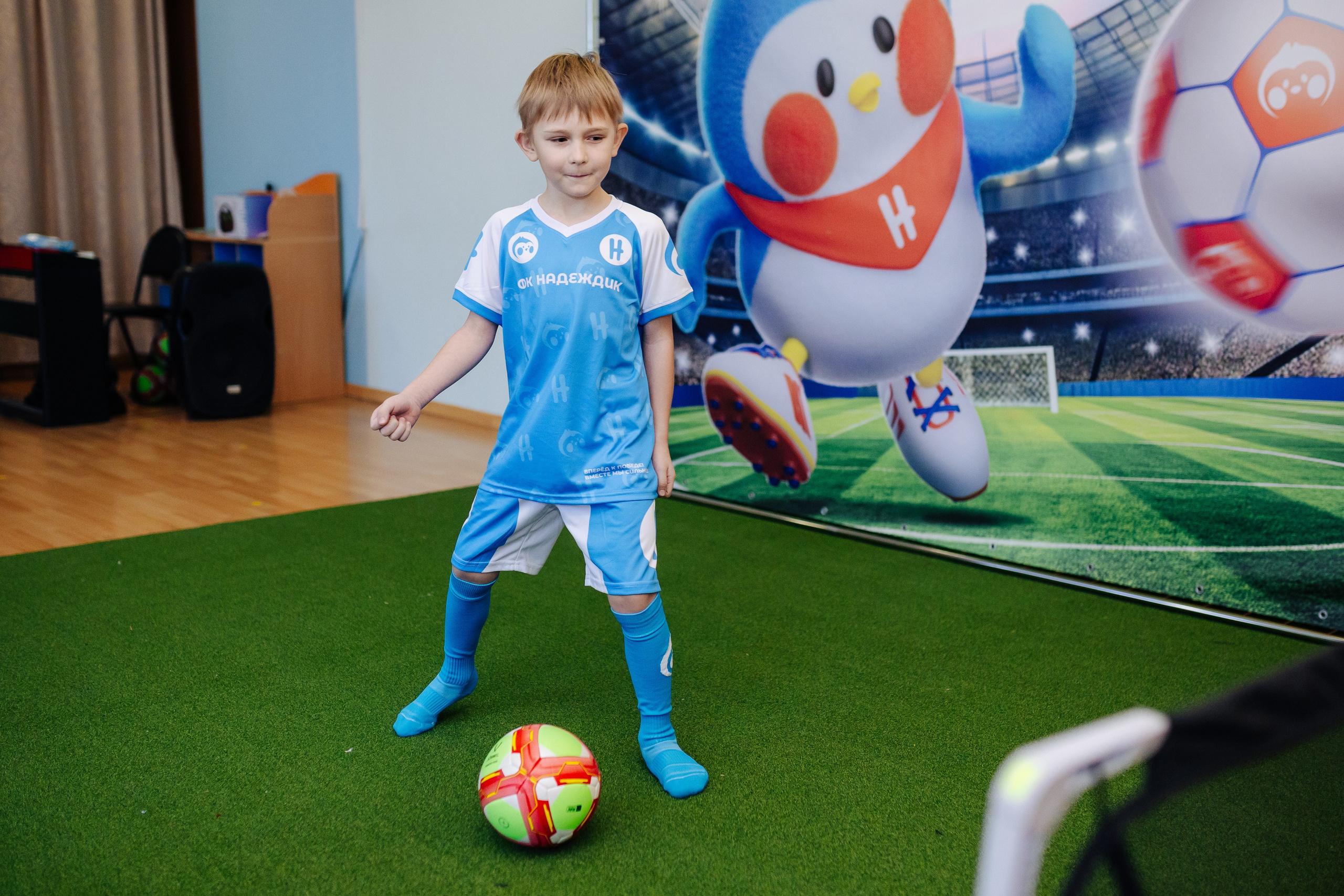 Фотосессия с кубком в детских садах г. Магнитогорска. Денис Прохоров Фотограф в г. Магнитогорск