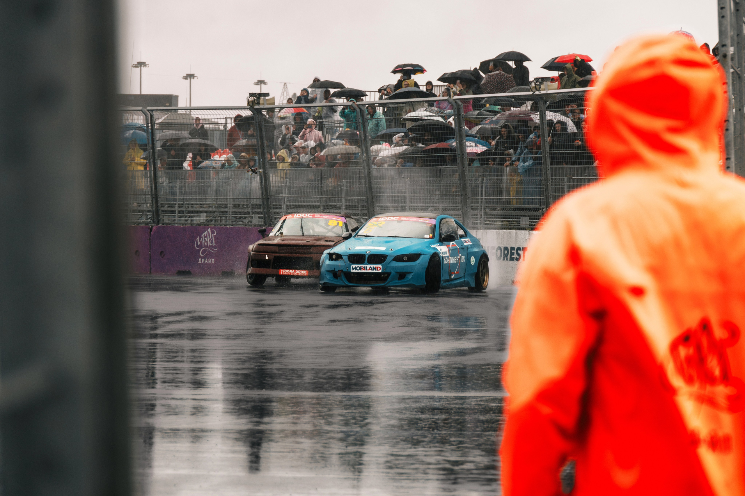 IDDC Этап 2: Бетонный Колизей и блогеры в деле