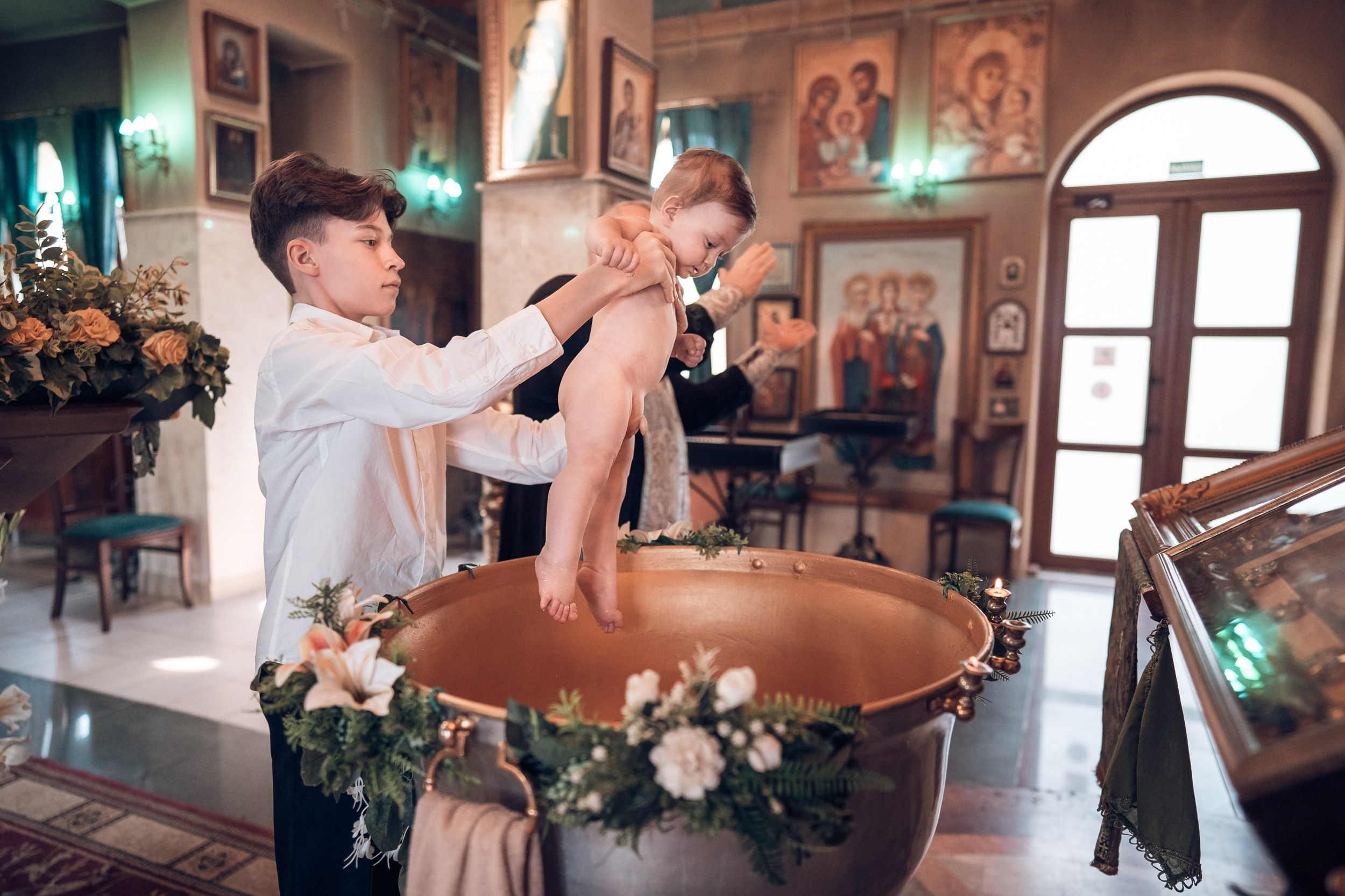 Крещение в храме Прп.Сергия Радонежского с. Орлиное. Церковный фотограф Севастополь
