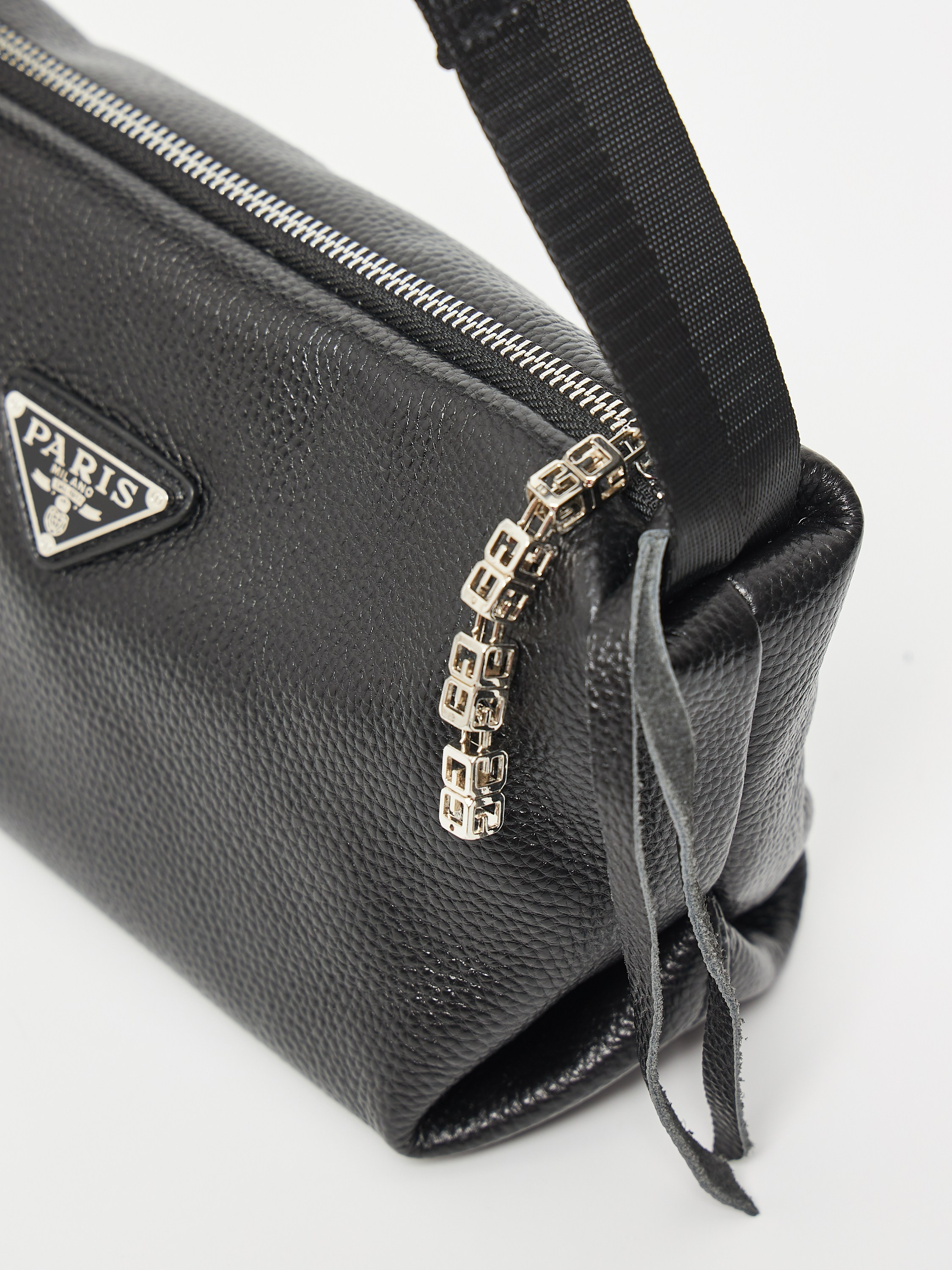 Фотосъемка сумок для маркетплейсов. Алексей Темнов — фотограф в Пятигорске