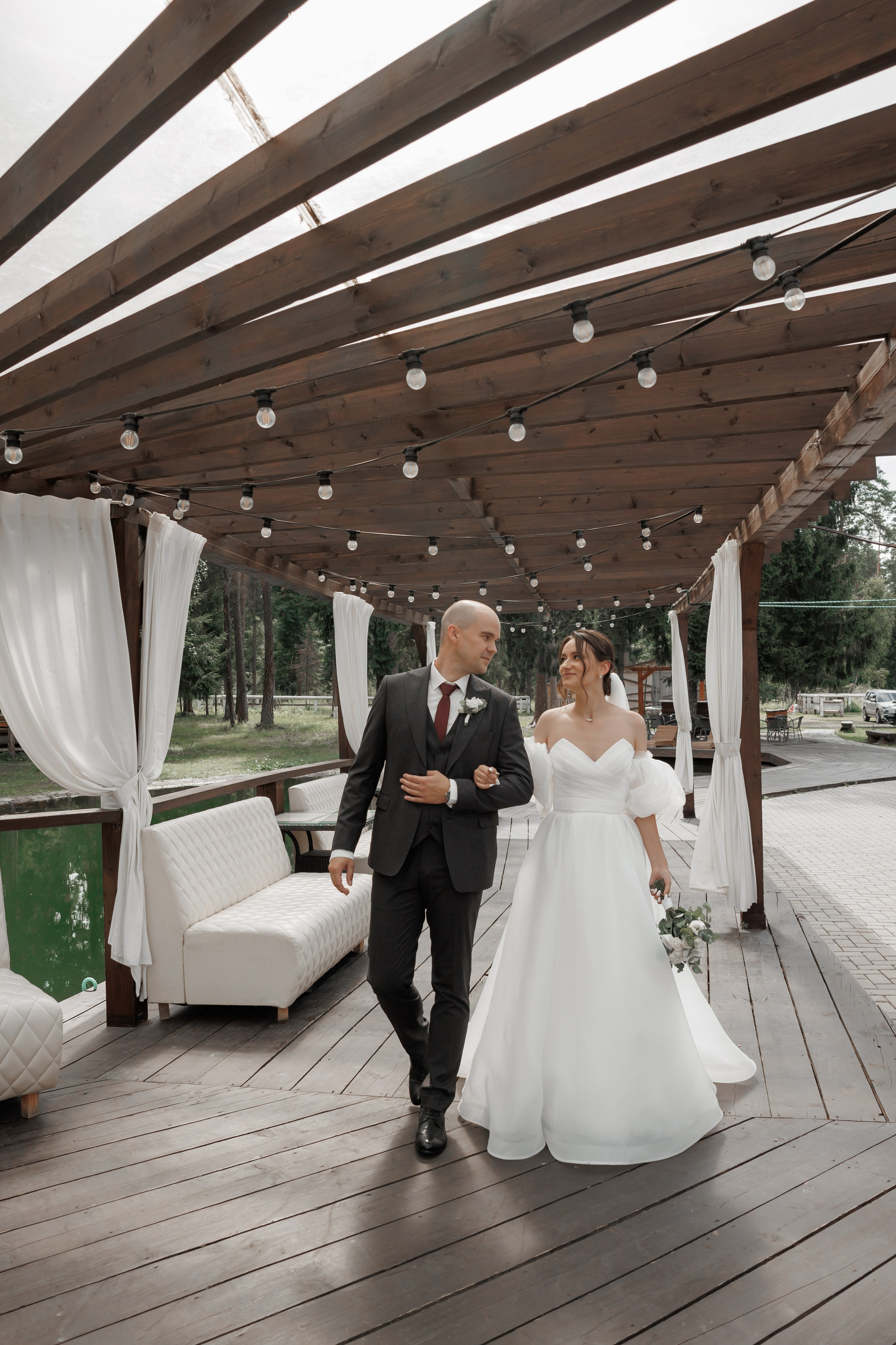 Полина и Дмитрий, загородный клуб «Барин», ЗАГС в г. Пушкино. Свадебный и репортажный фотограф (Москва, Королев и другие)