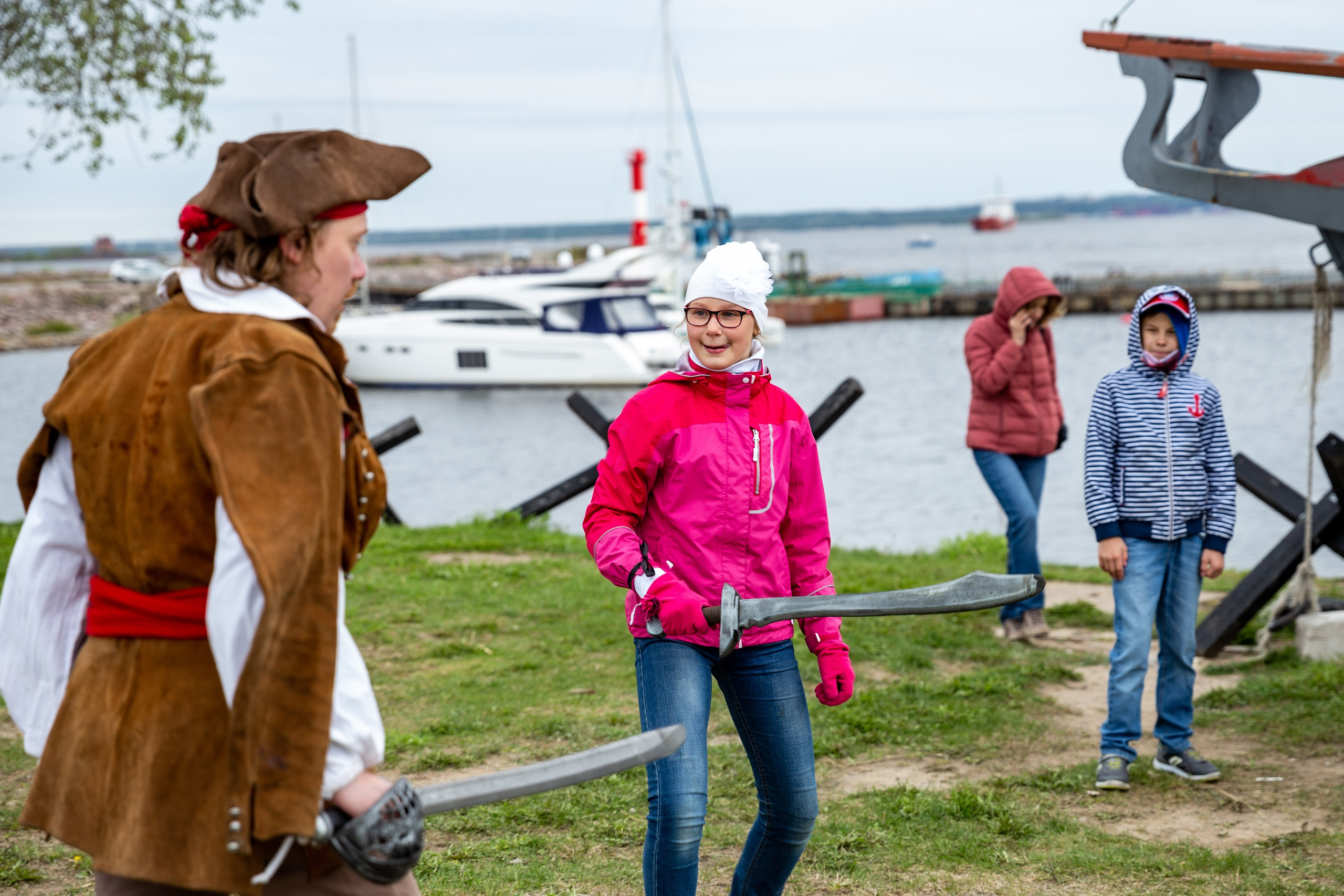 Выпускной 4 класс. Форд Боярд. Фотограф в Санкт-Петербурге Закута Ольга